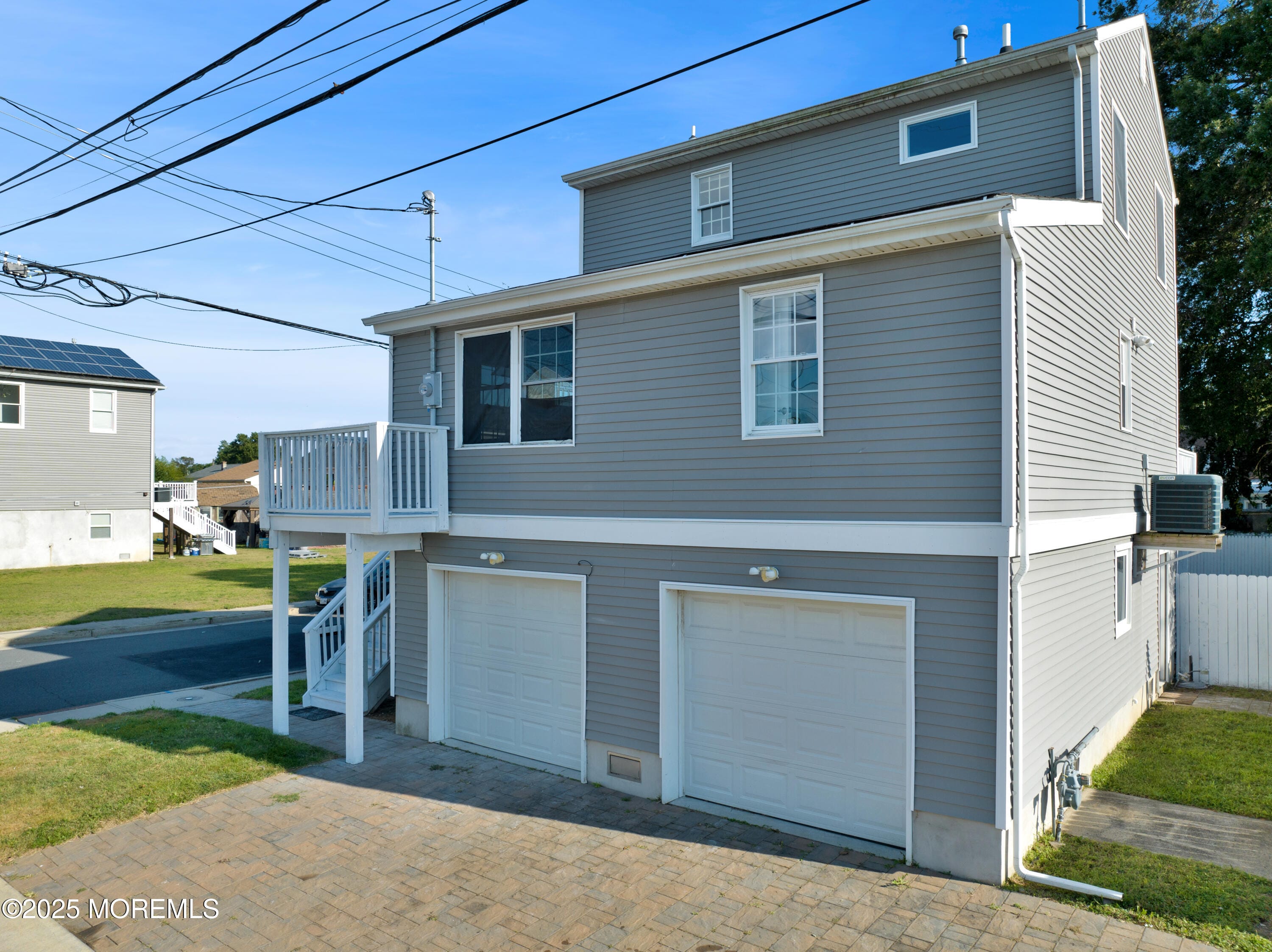 401 Spruce Street Image 2