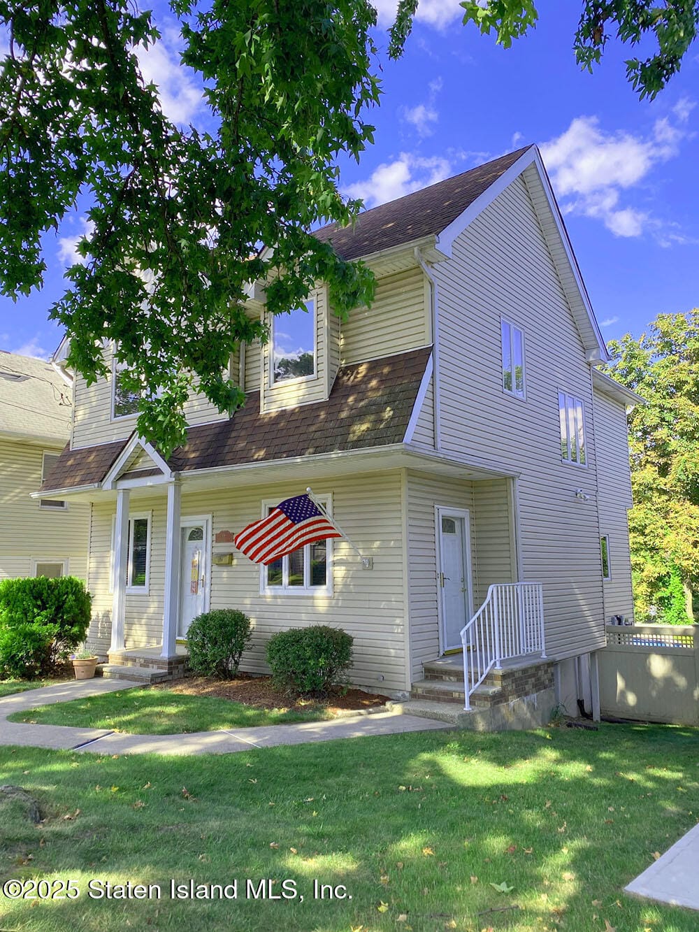 19 Renwick Avenue Image 2
