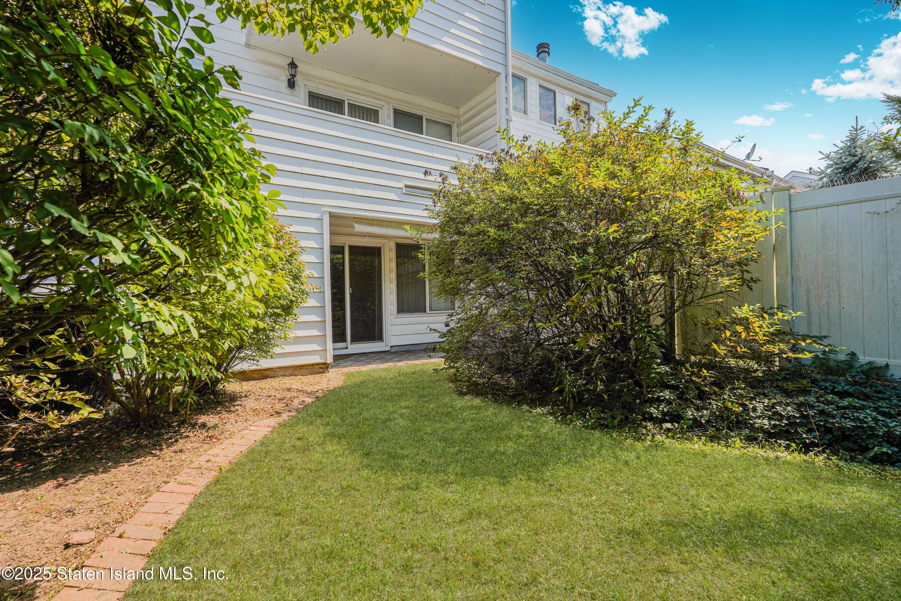 24 Hampton Green, Staten Island, NY, 10312 image 39