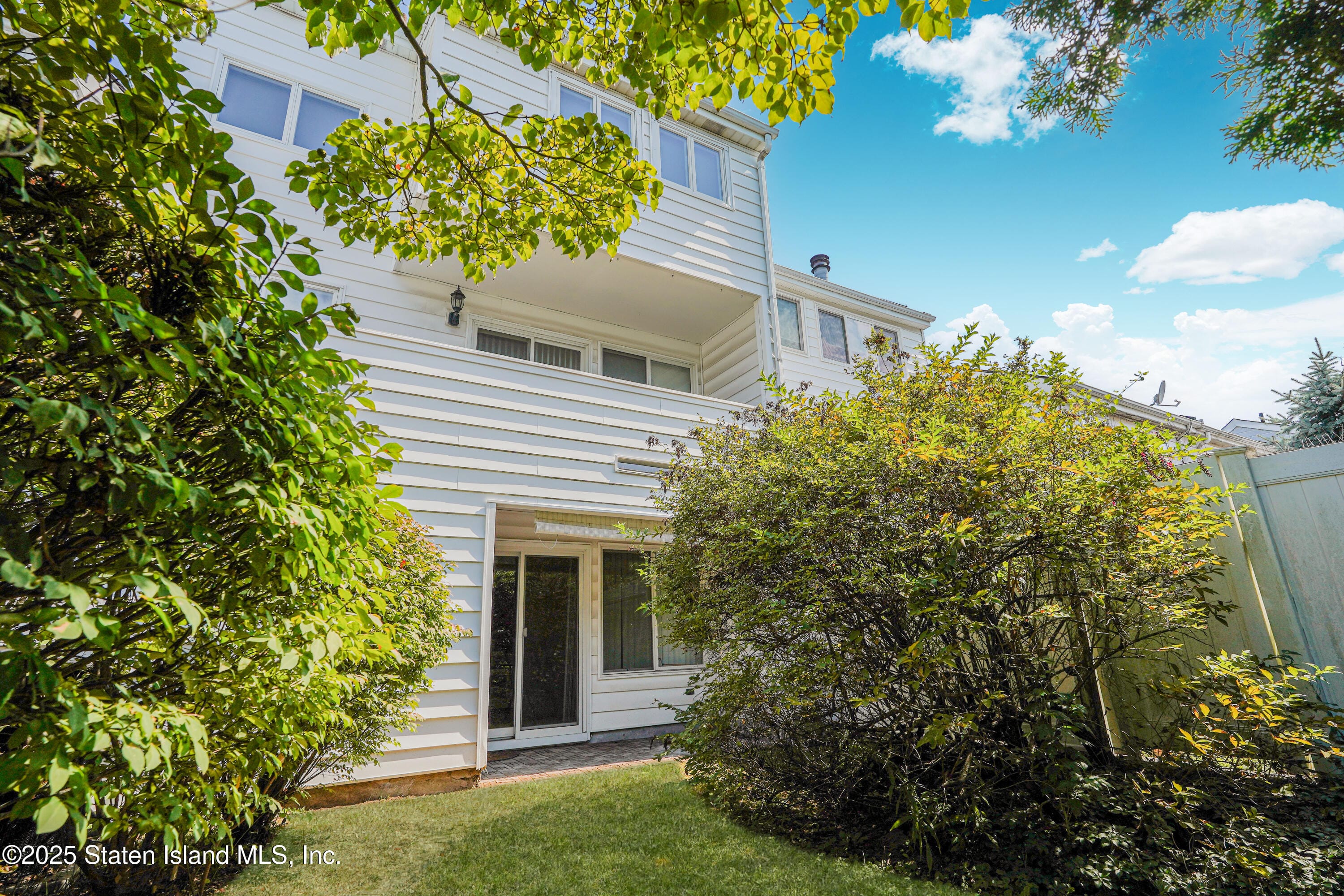 24 Hampton Green, Staten Island, NY, 10312 image 40