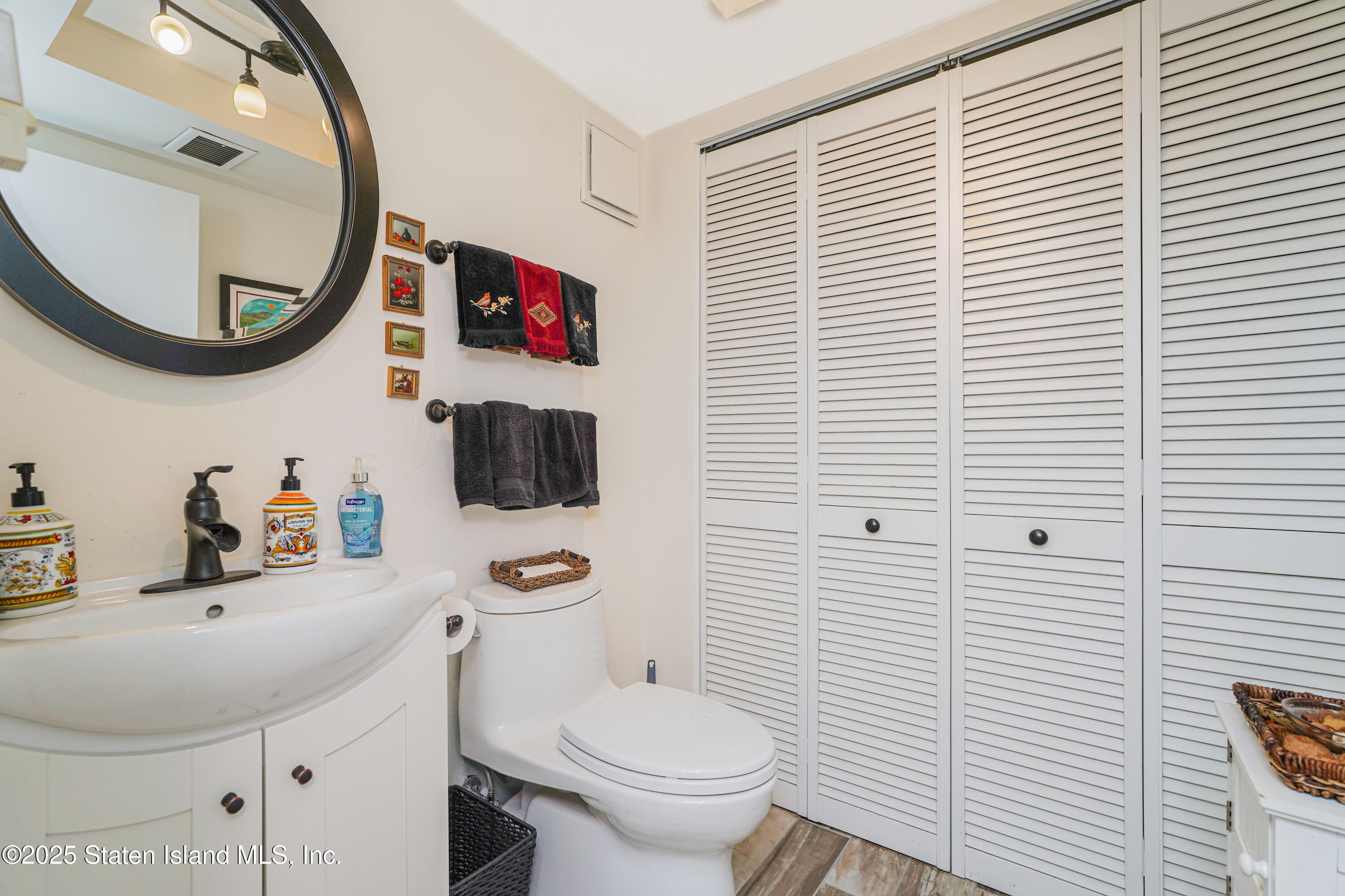 24 Hampton Green, Staten Island, NY, 10312 image 10
