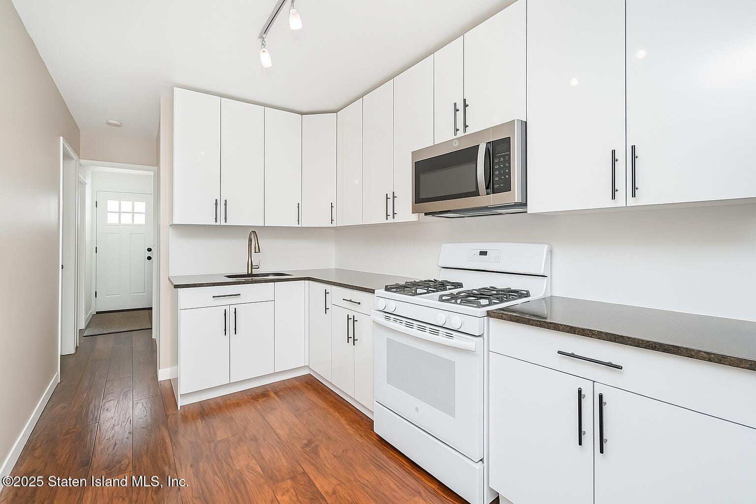 339 Freeborn Street, Staten Island, NY, 10306 image 7