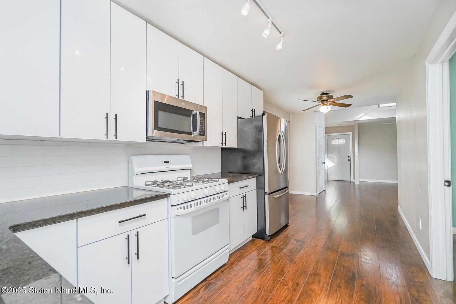 339 Freeborn Street, Staten Island, NY, 10306 image 8