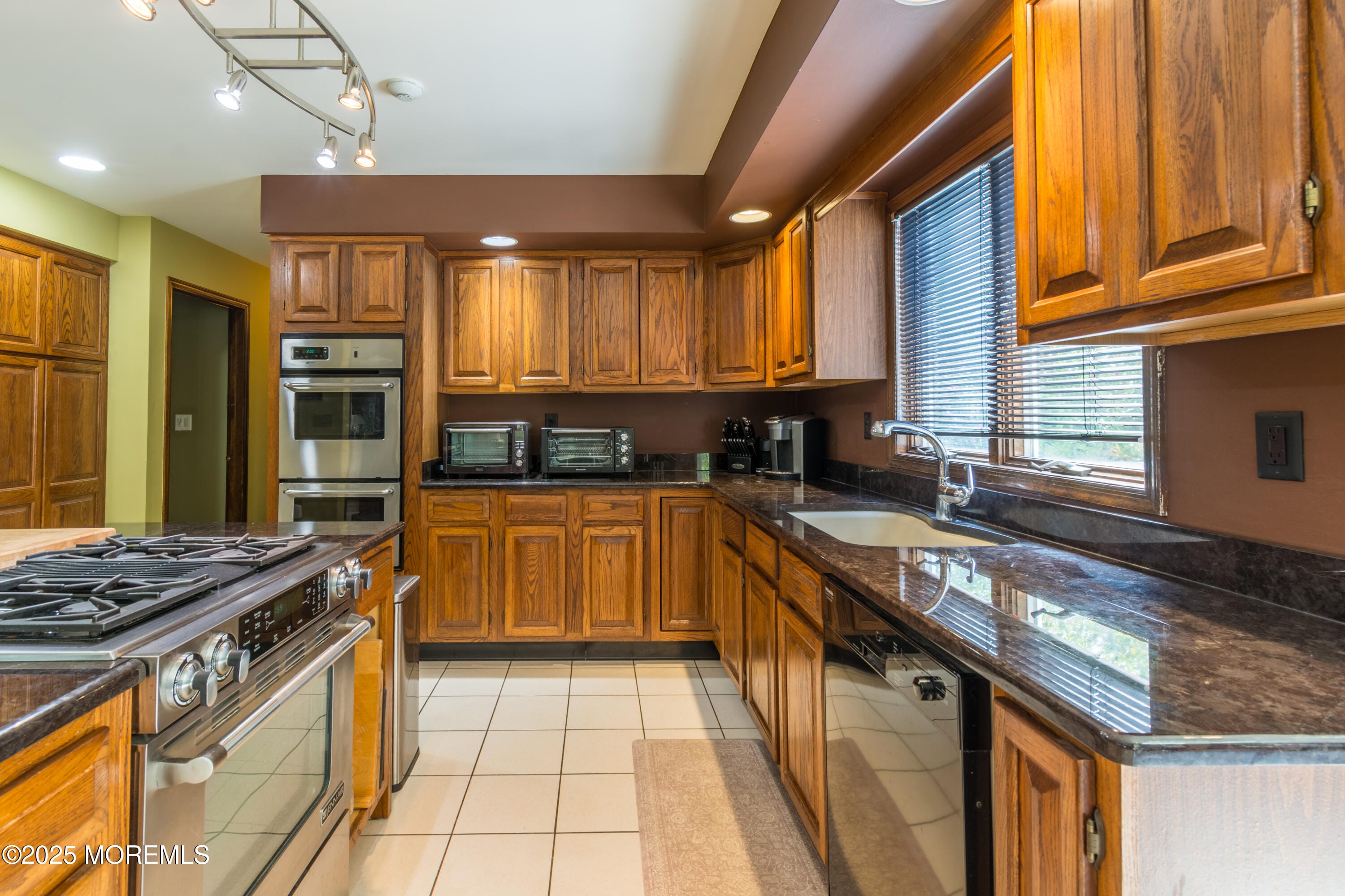 5 Lucas Lane, Millstone, NJ, 08510 image 14