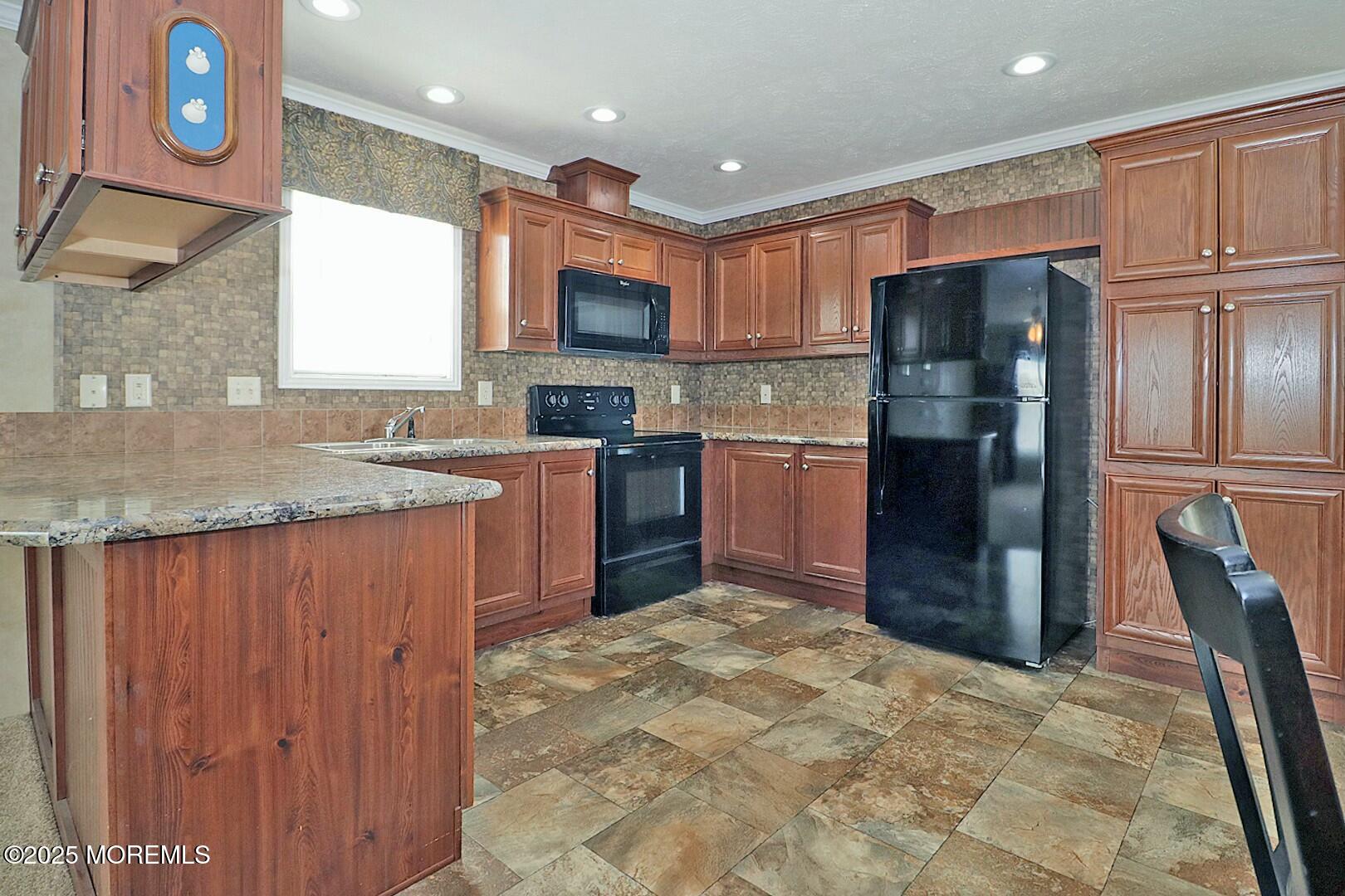 42 Beaver Avenue Image 2