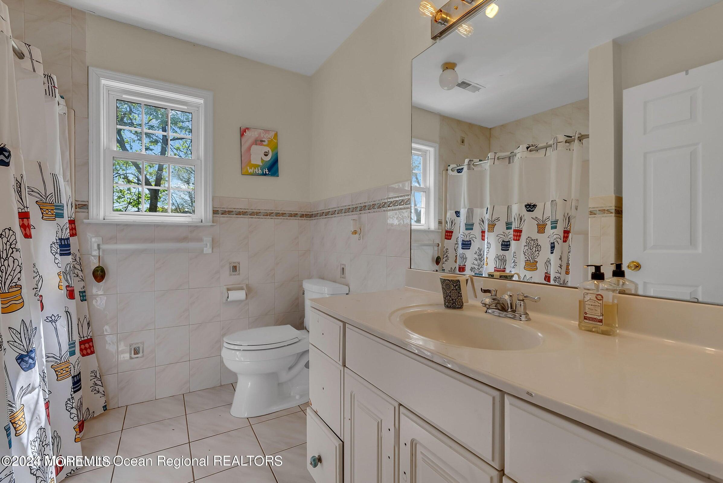 405 Lawrence Avenue, Oakhurst, NJ, 07755 image 23