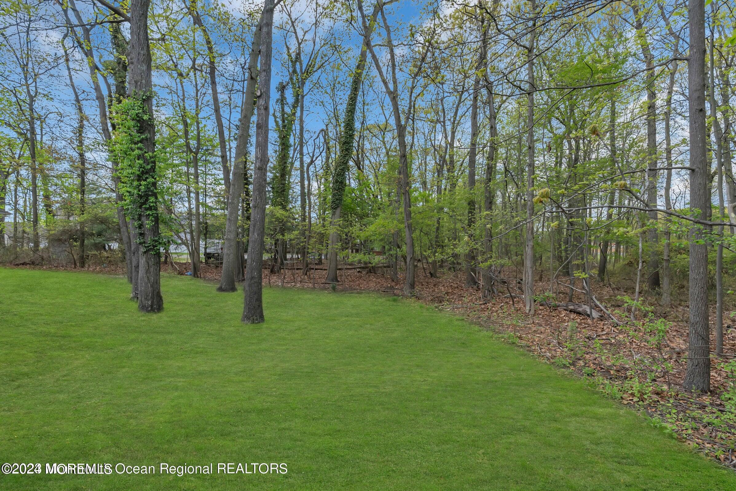 405 Lawrence Avenue, Oakhurst, NJ, 07755 image 37