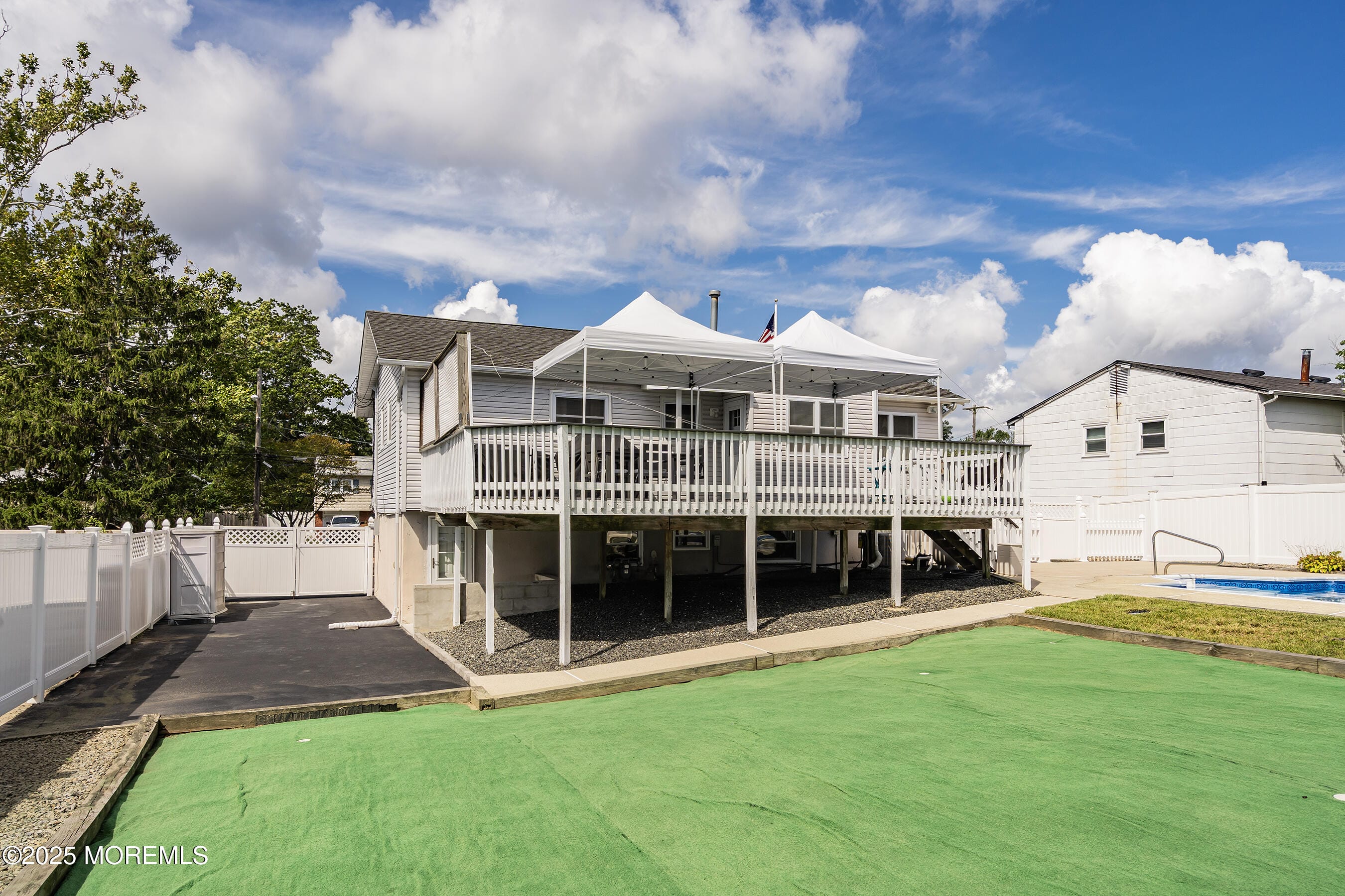 613 Texas Drive Image 4