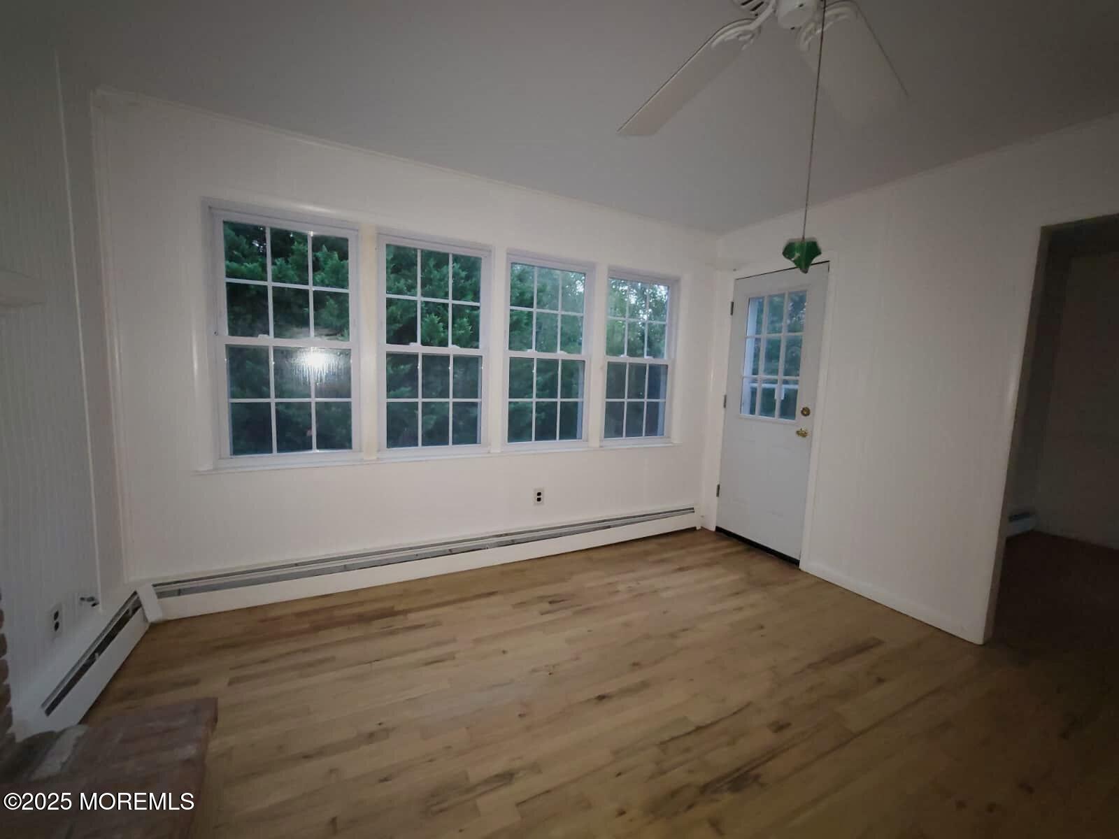 843 Edgebrook Drive Image 5