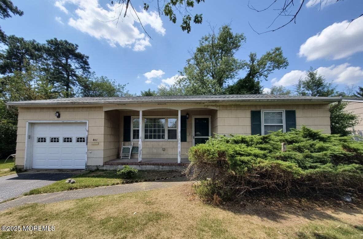 843 Edgebrook Drive, Toms River, NJ, 08757