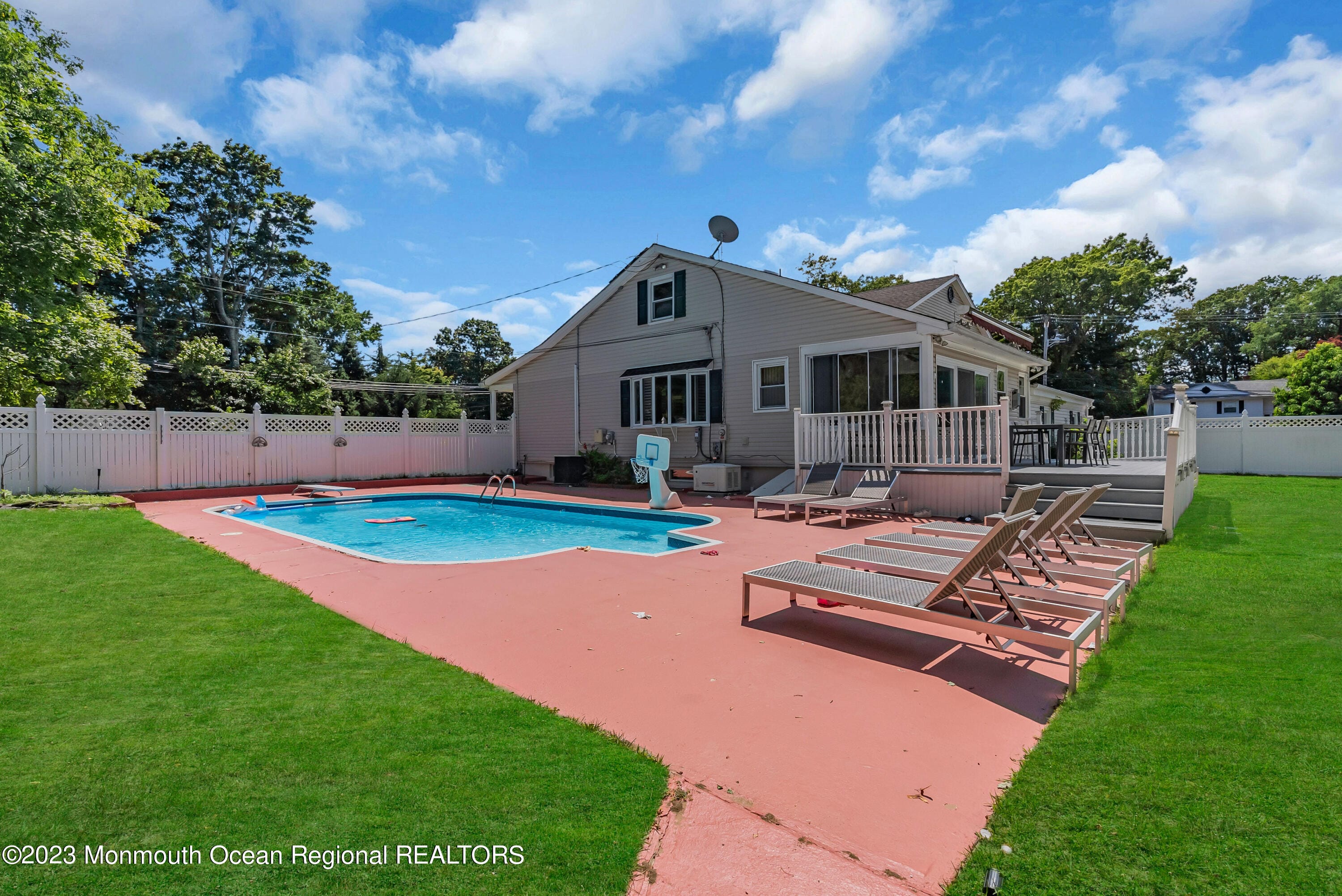 471 W Park Avenue, Oakhurst, NJ, 07755 image 32