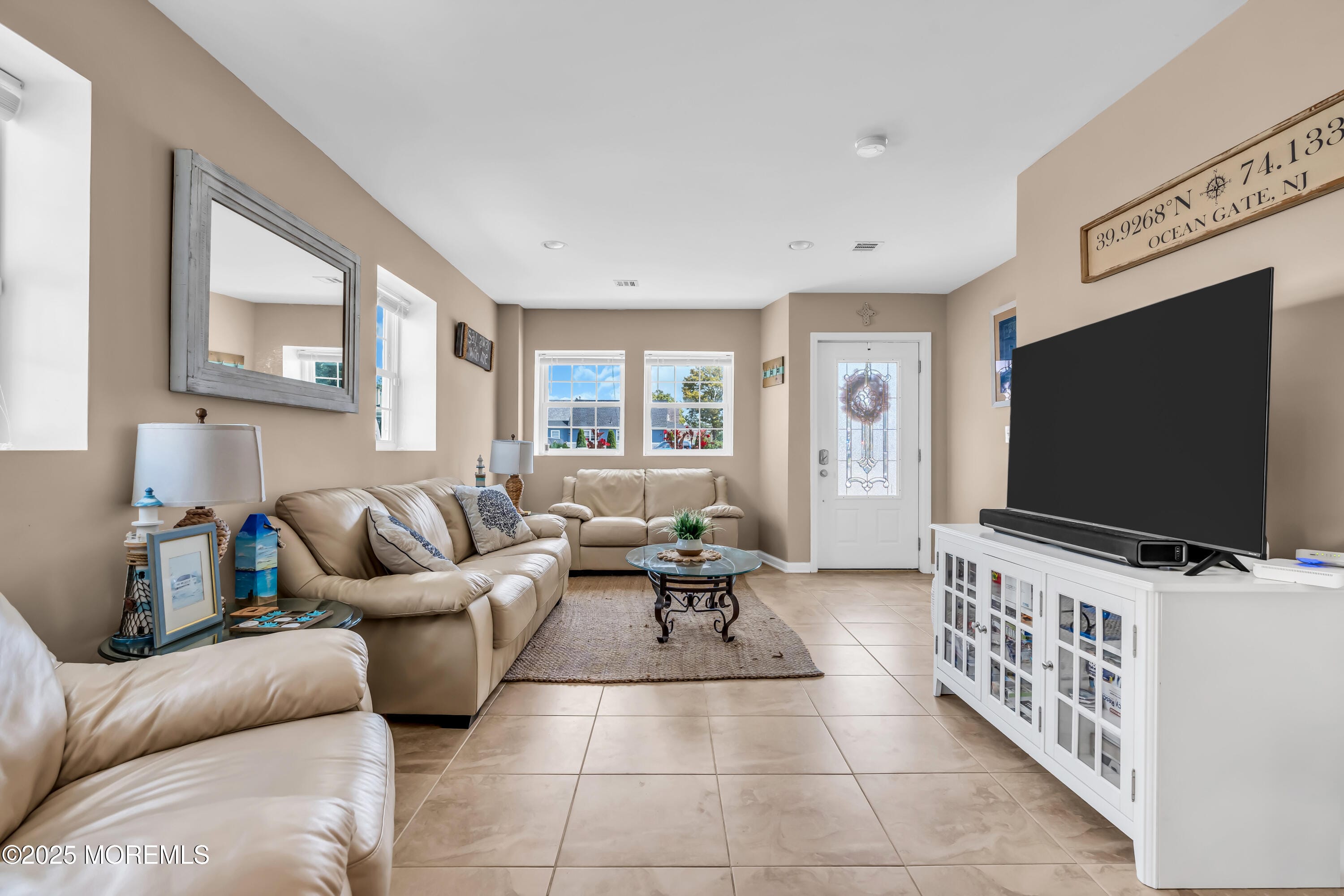 416 Monmouth Avenue Image 5