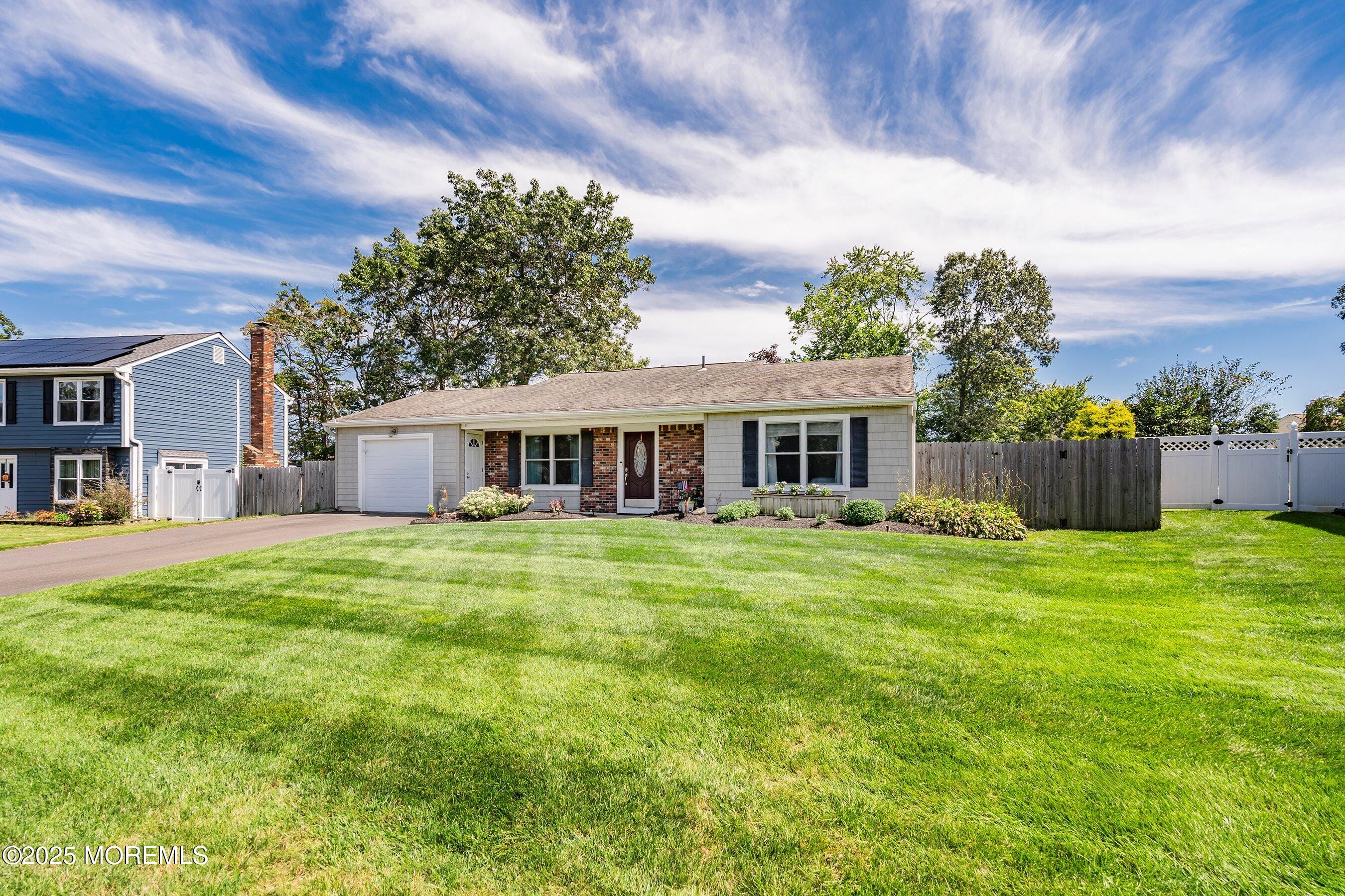 1149 Laurel Drive Image 3