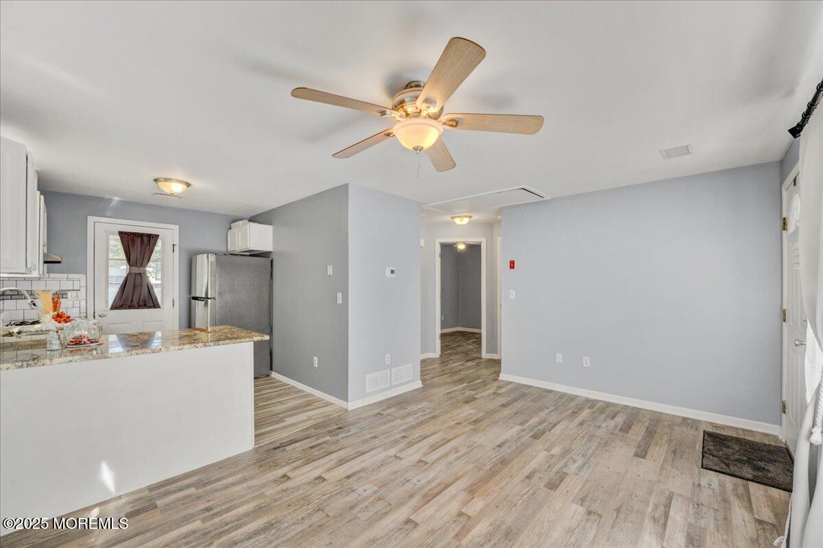 215 Laurel Drive Image 5