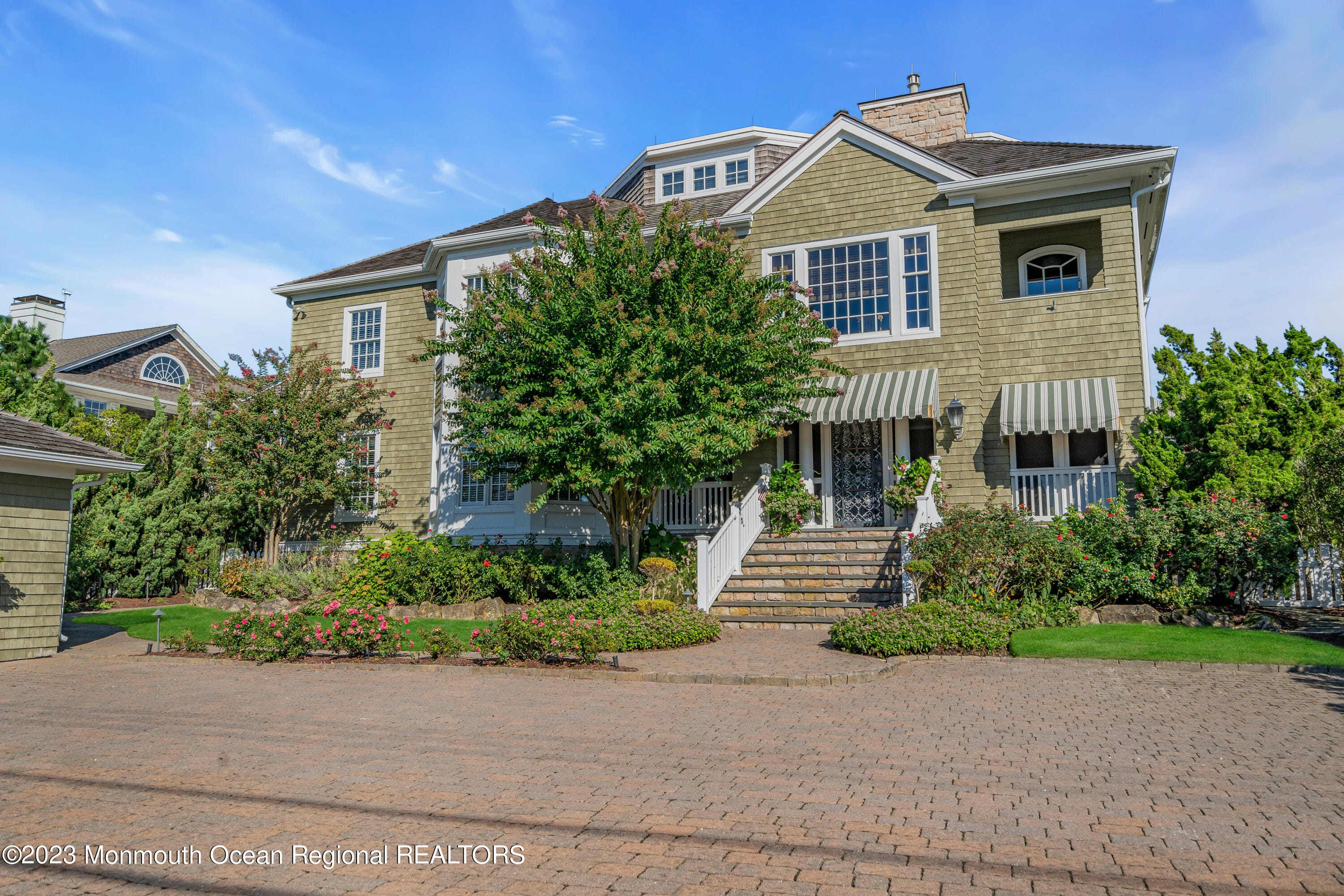 767 East Avenue Image 3