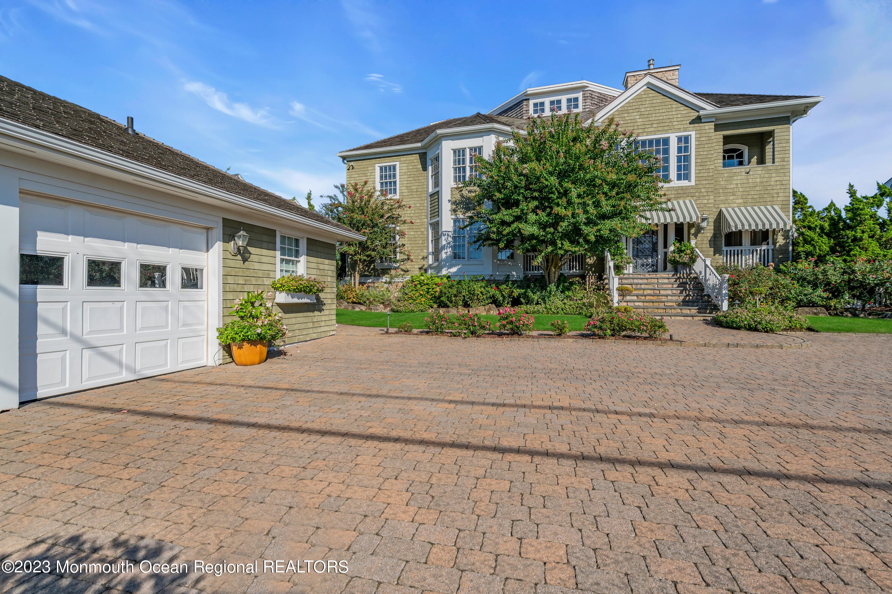 767 East Avenue Image 5