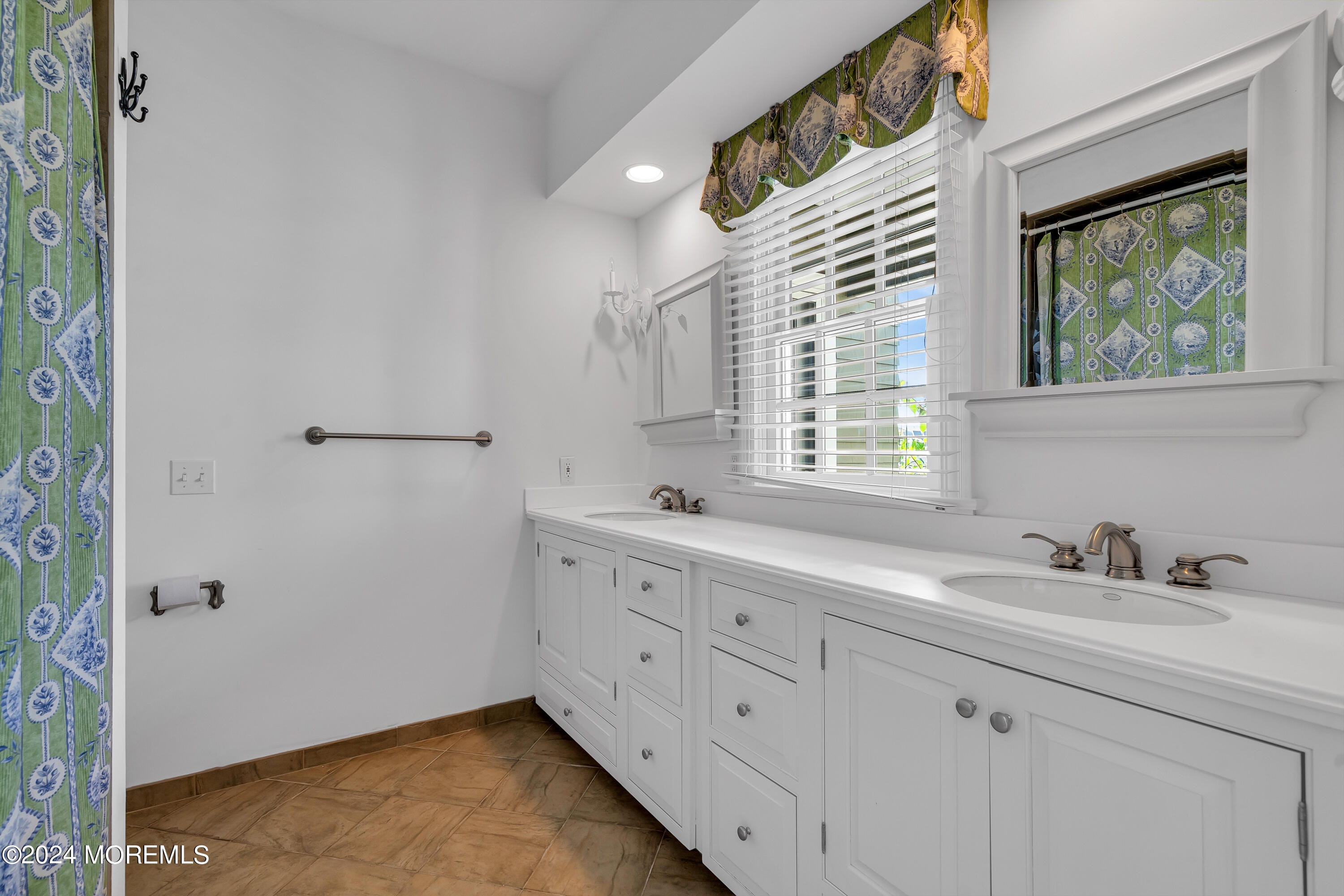 767 East Avenue, Bay Head, NJ, 08742 image 173