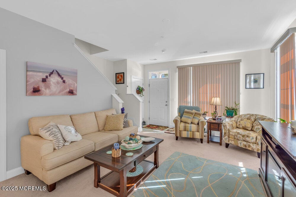 40 University Drive Image 5