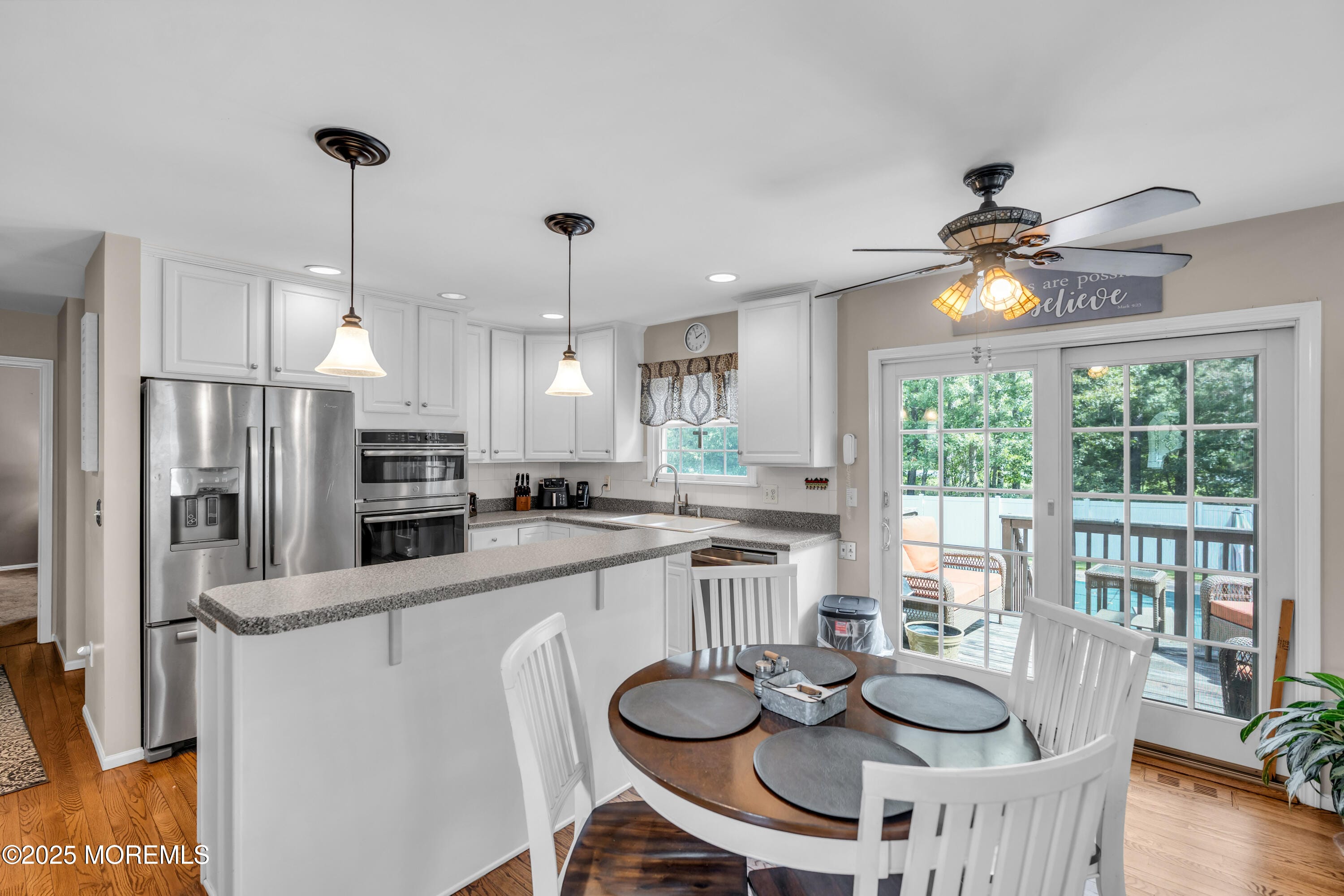 937 Sandy Circle Image 4