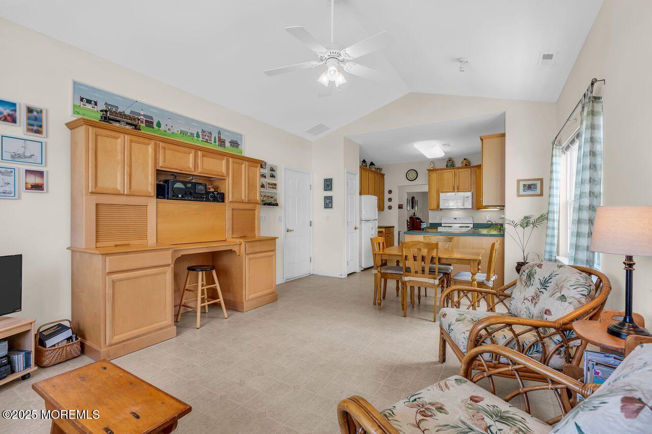 12 Medici Drive, Franklin Twp, NJ, 08873 image 14