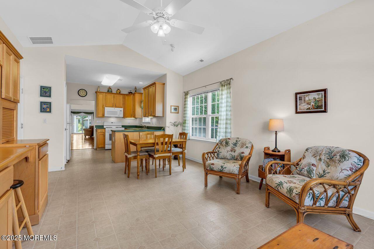 12 Medici Drive, Franklin Twp, NJ, 08873 image 15