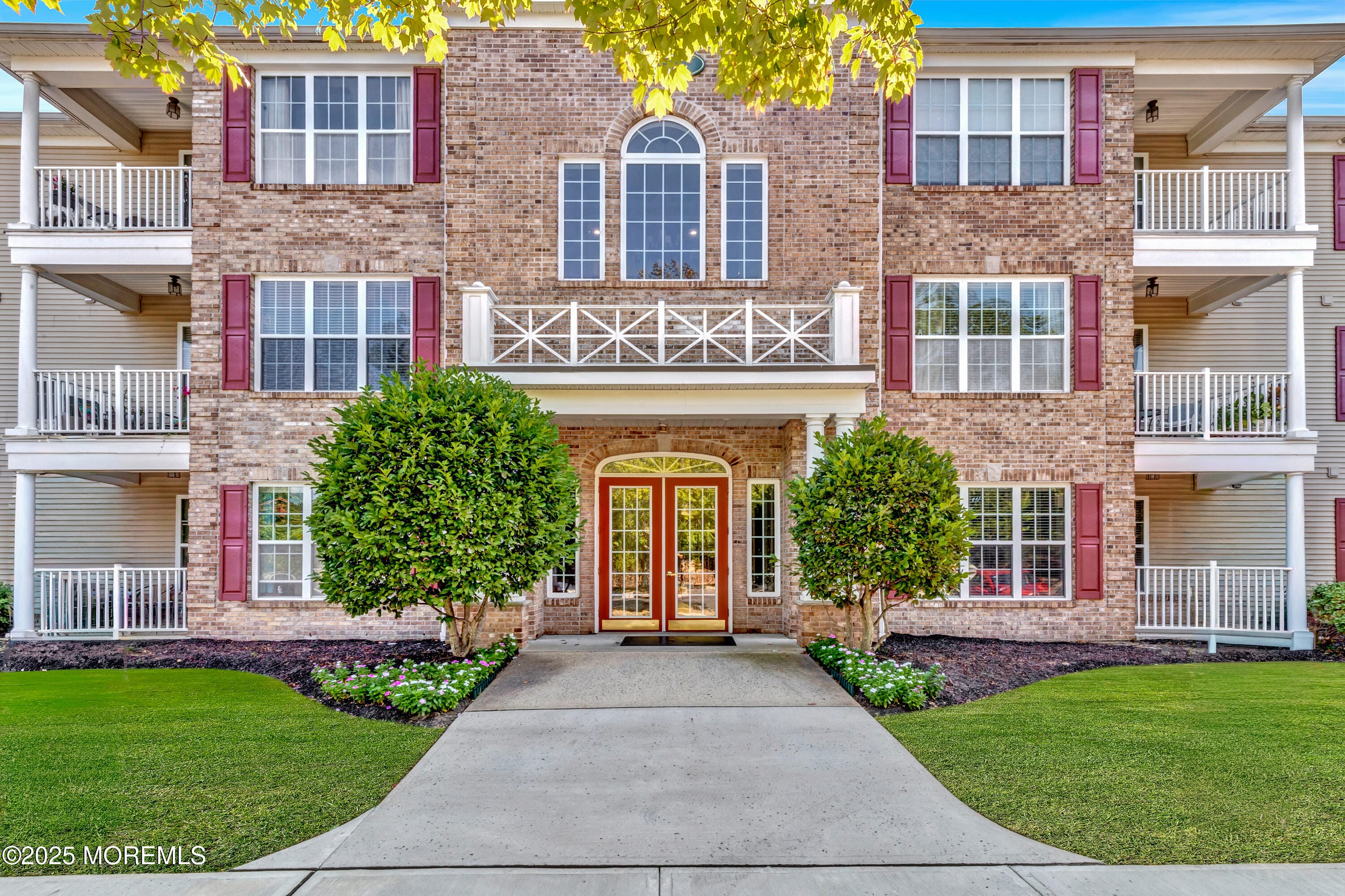 232 Sophee Lane, Lakewood, NJ, 08701