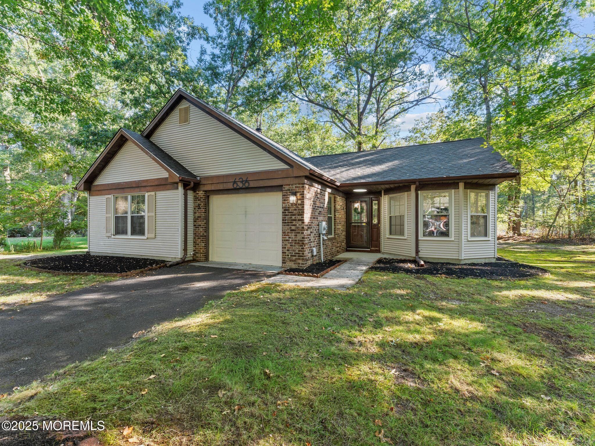 636 Petunia Lane, Whiting, NJ, 08759 image 23
