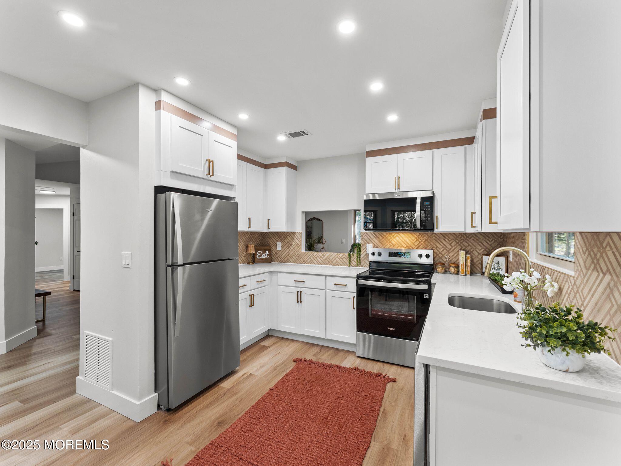 636 Petunia Lane Image 1