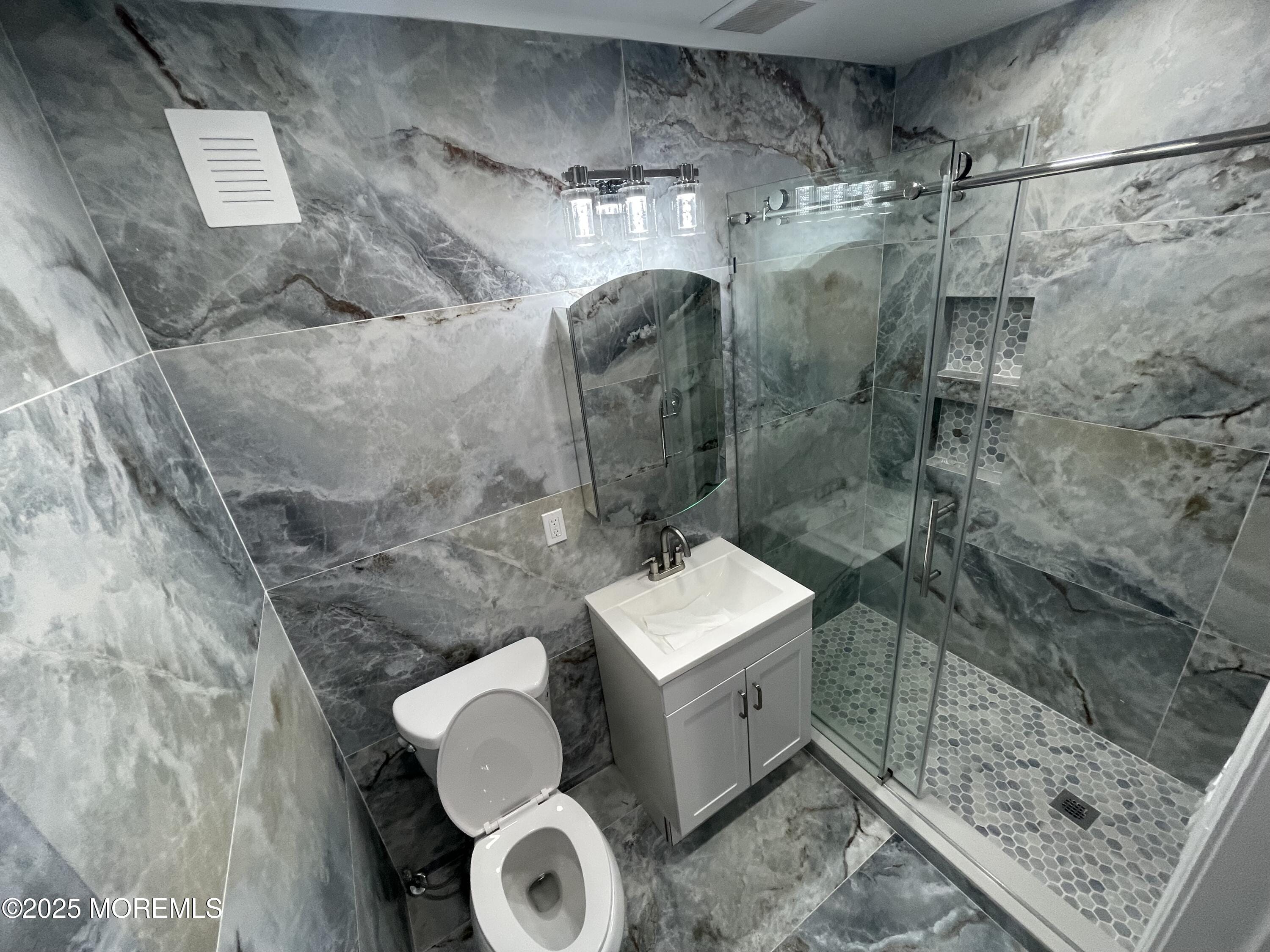 253 S Pearl Street, Red Bank, NJ, 07701 image 15
