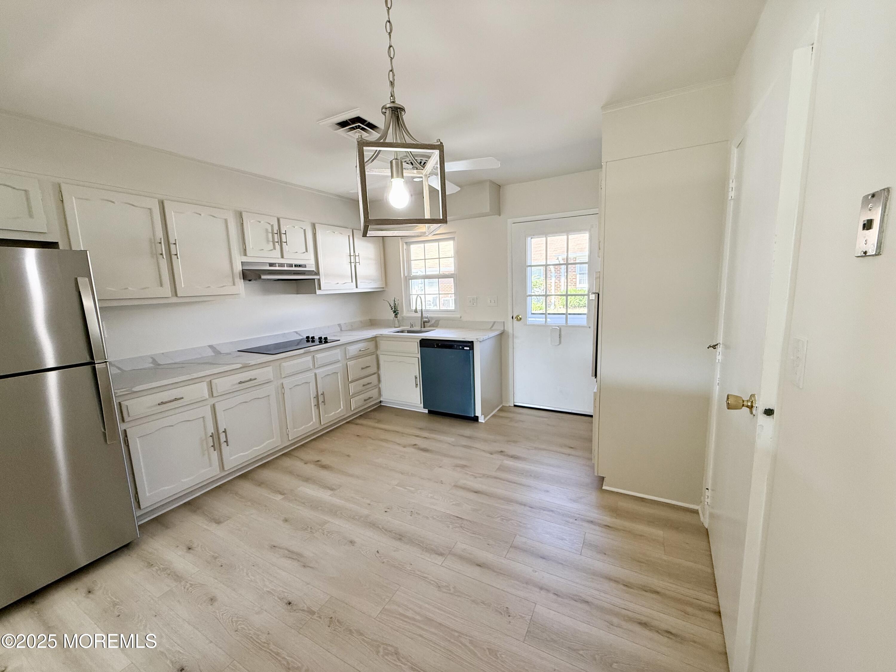 1221C Argyll Circle, Lakewood, NJ, 08701 image 7