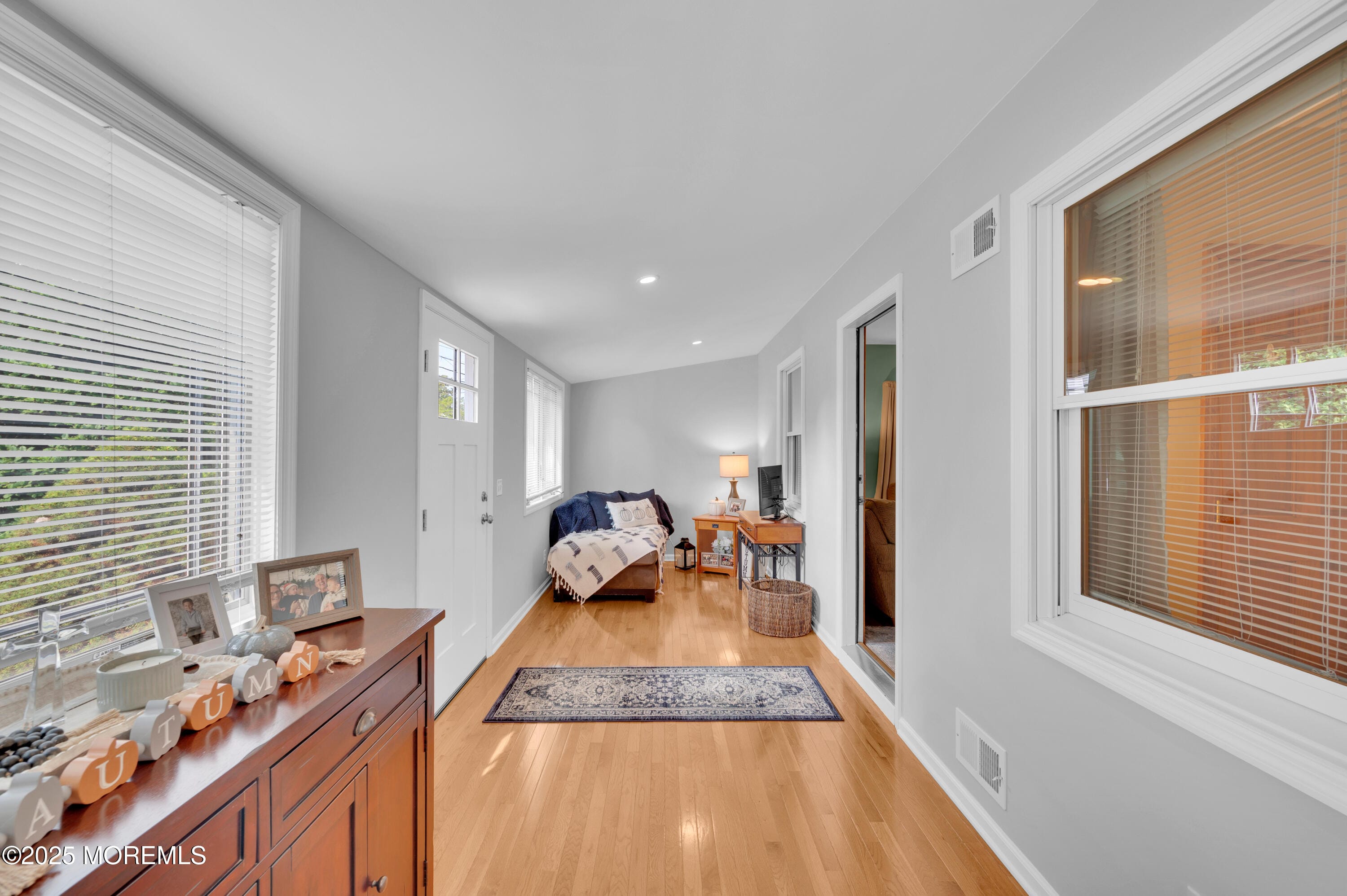 2121 Foster Road Image 5