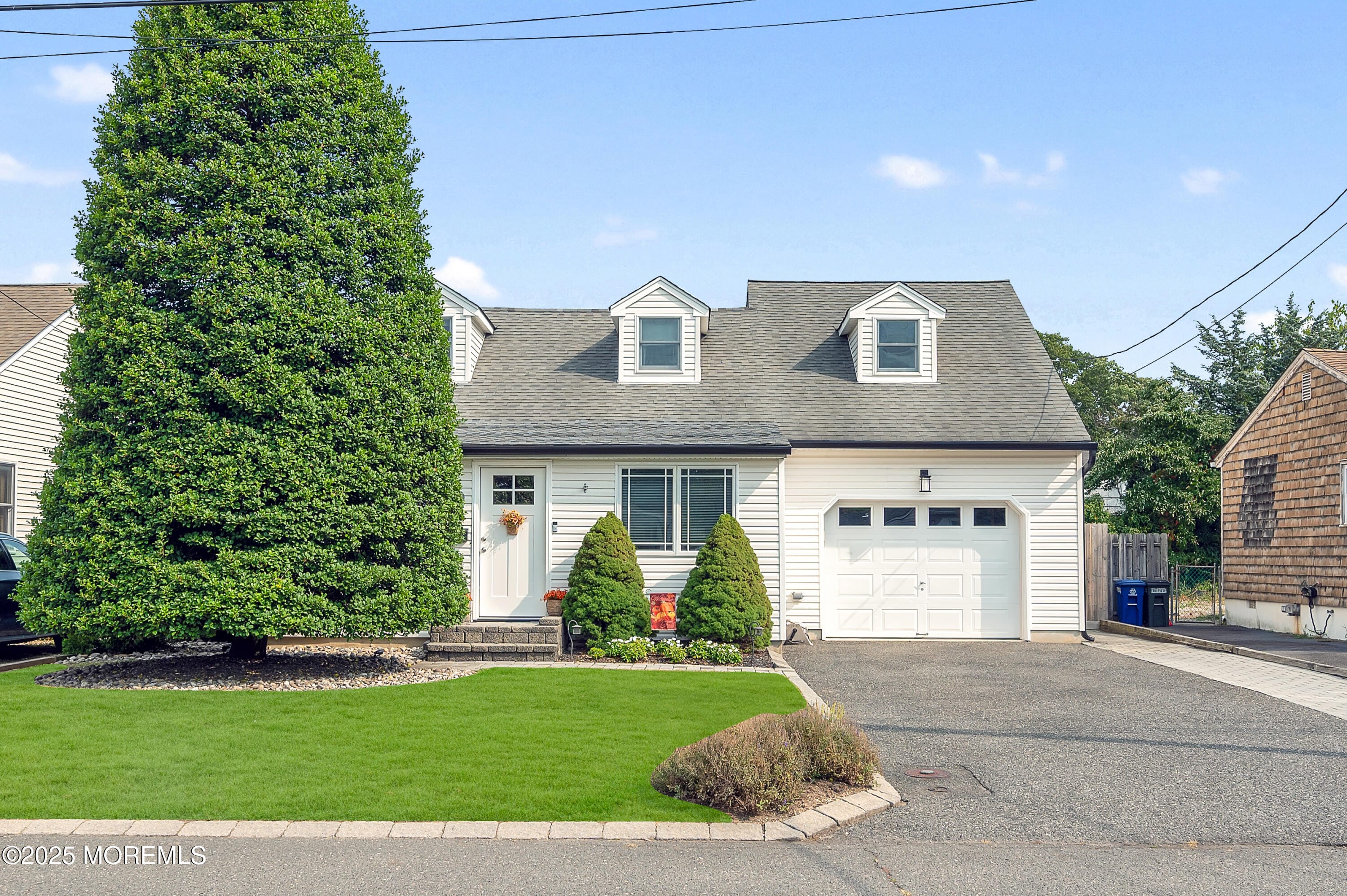2121 Foster Road Image 3