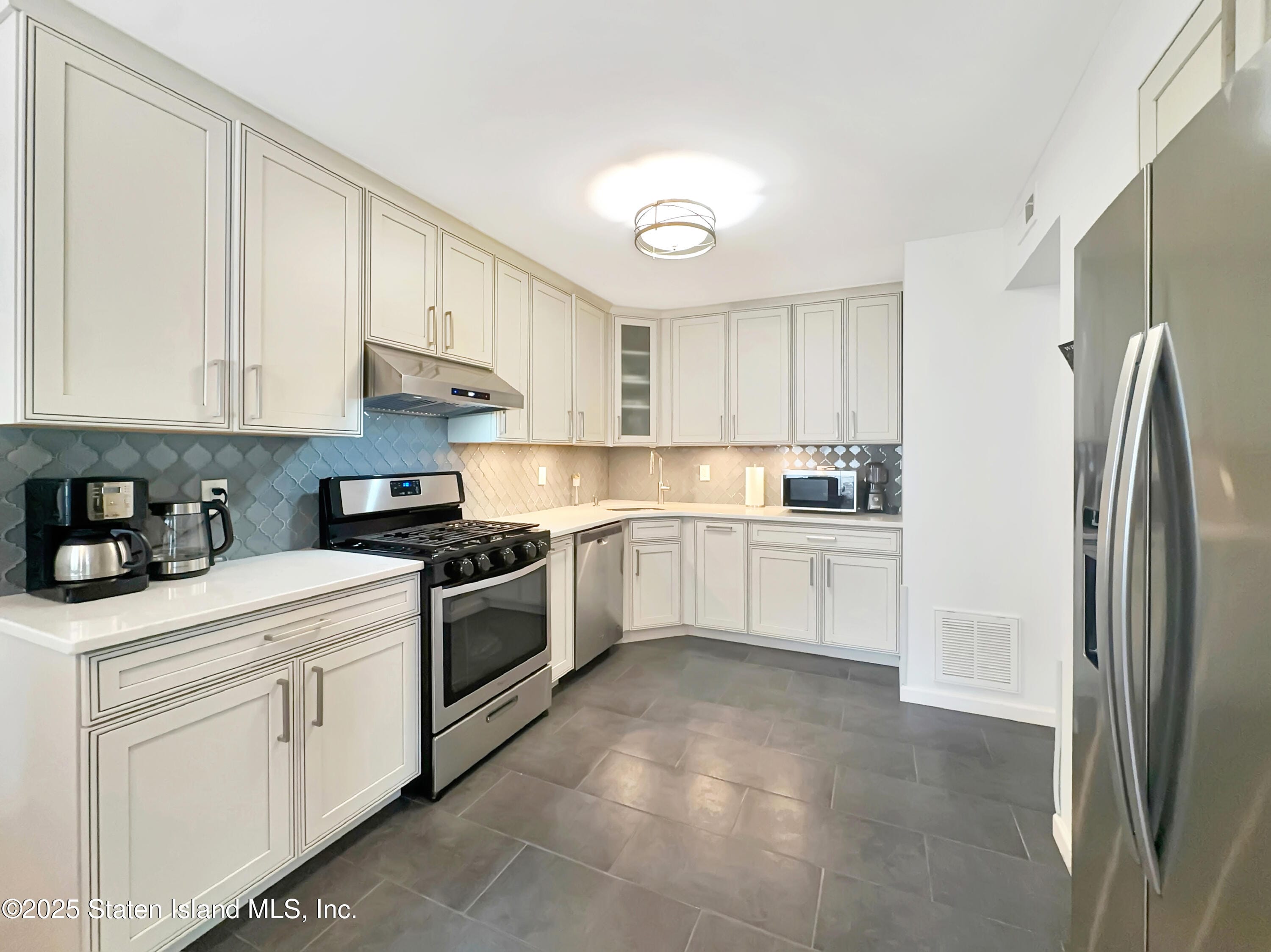 28 Alcott Street, Staten Island, NY, 10312 image 12