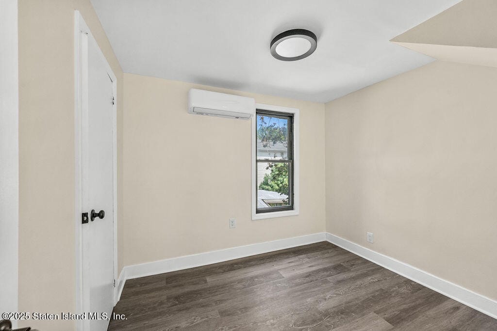 53 South Avenue, Staten Island, NY, 10303 image 10