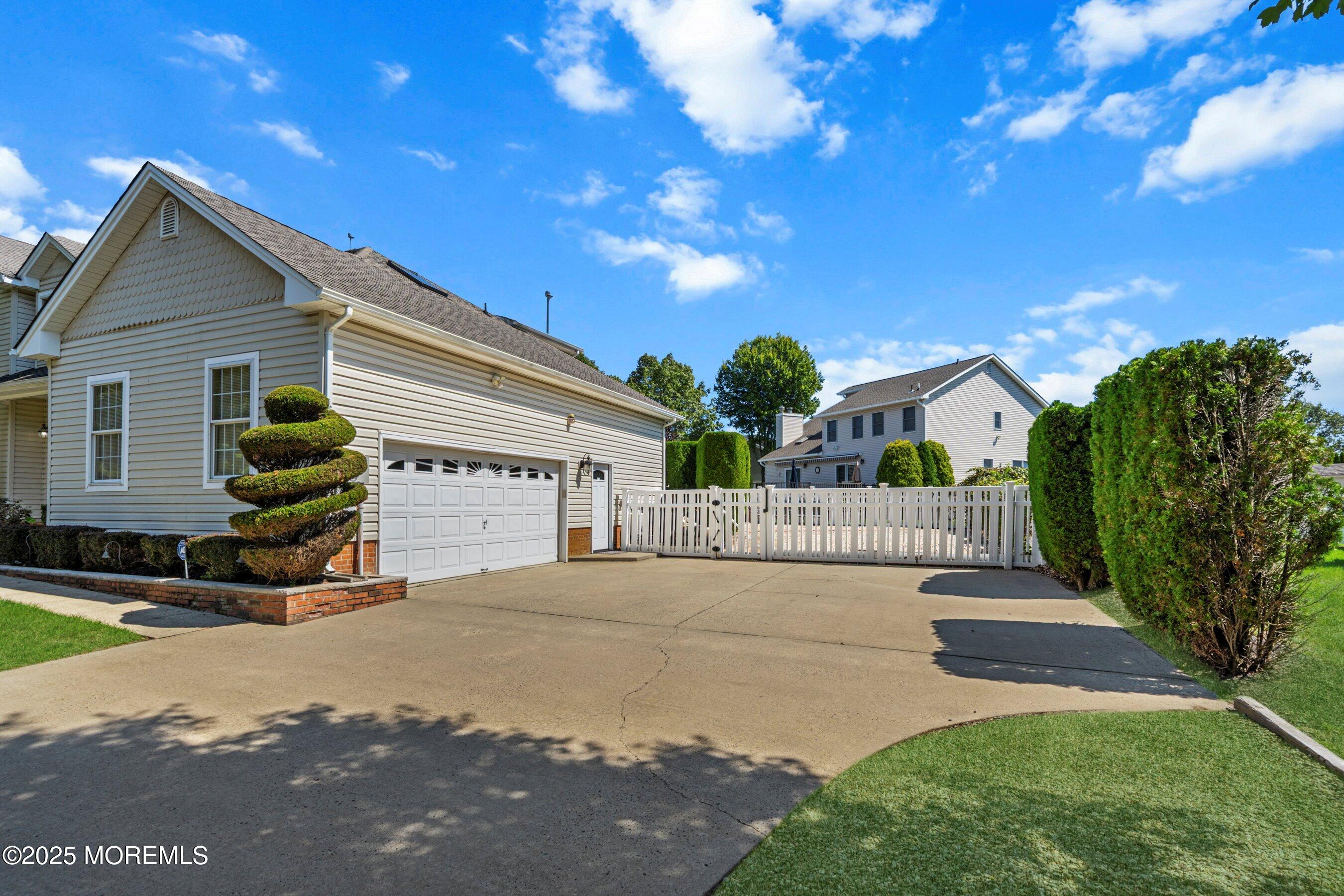 279 Old Squan Road Image 3