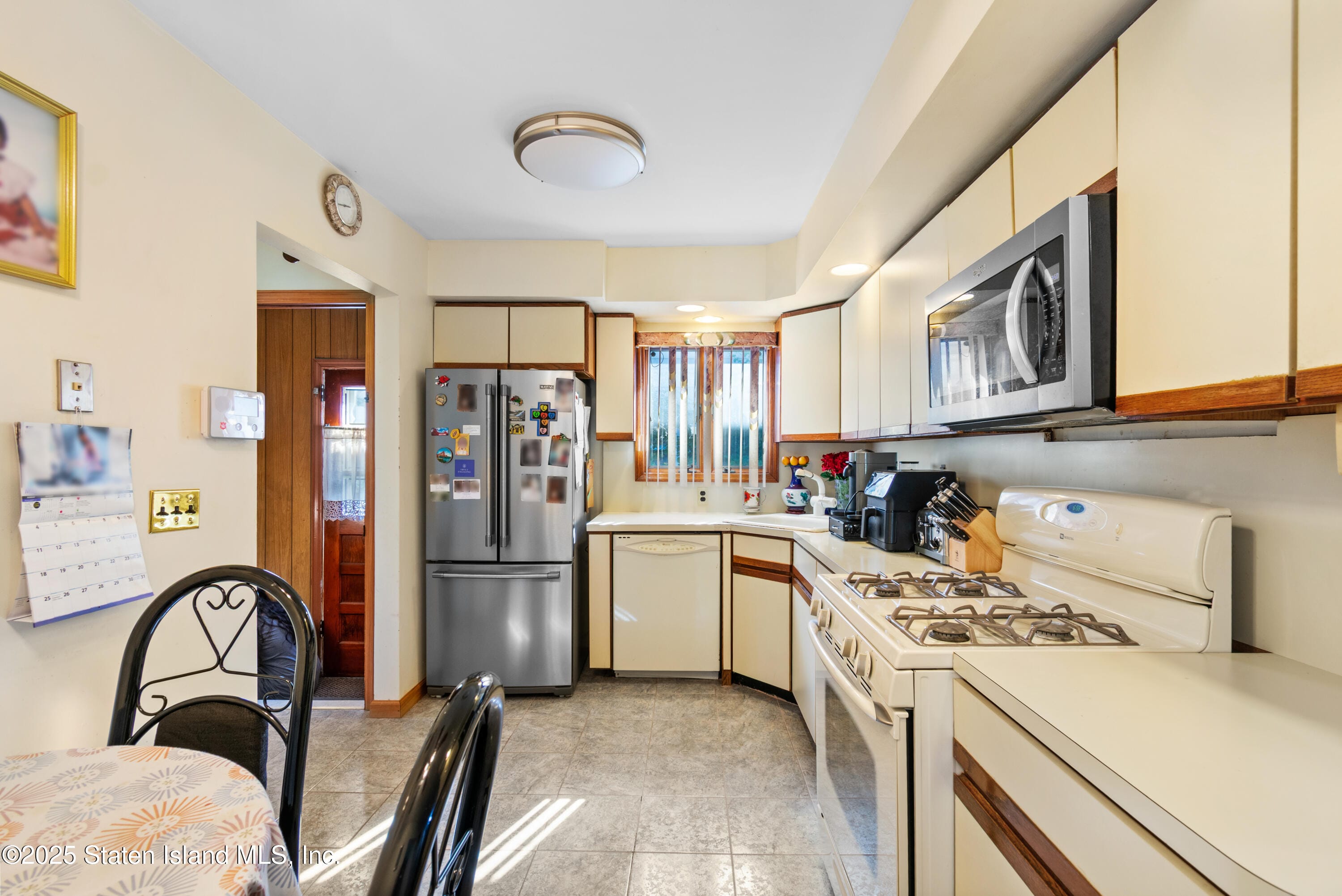 44 Holden Boulevard, Staten Island, NY, 10314 image 11