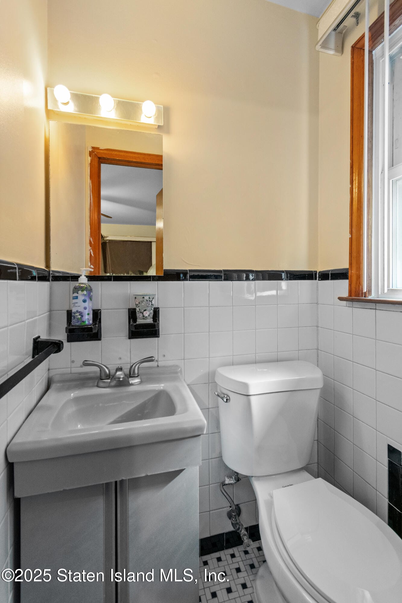 44 Holden Boulevard, Staten Island, NY, 10314 image 18