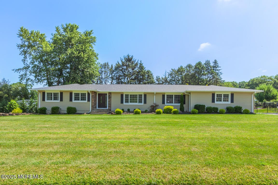 9 Theresa Drive, Holmdel, NJ, 07733