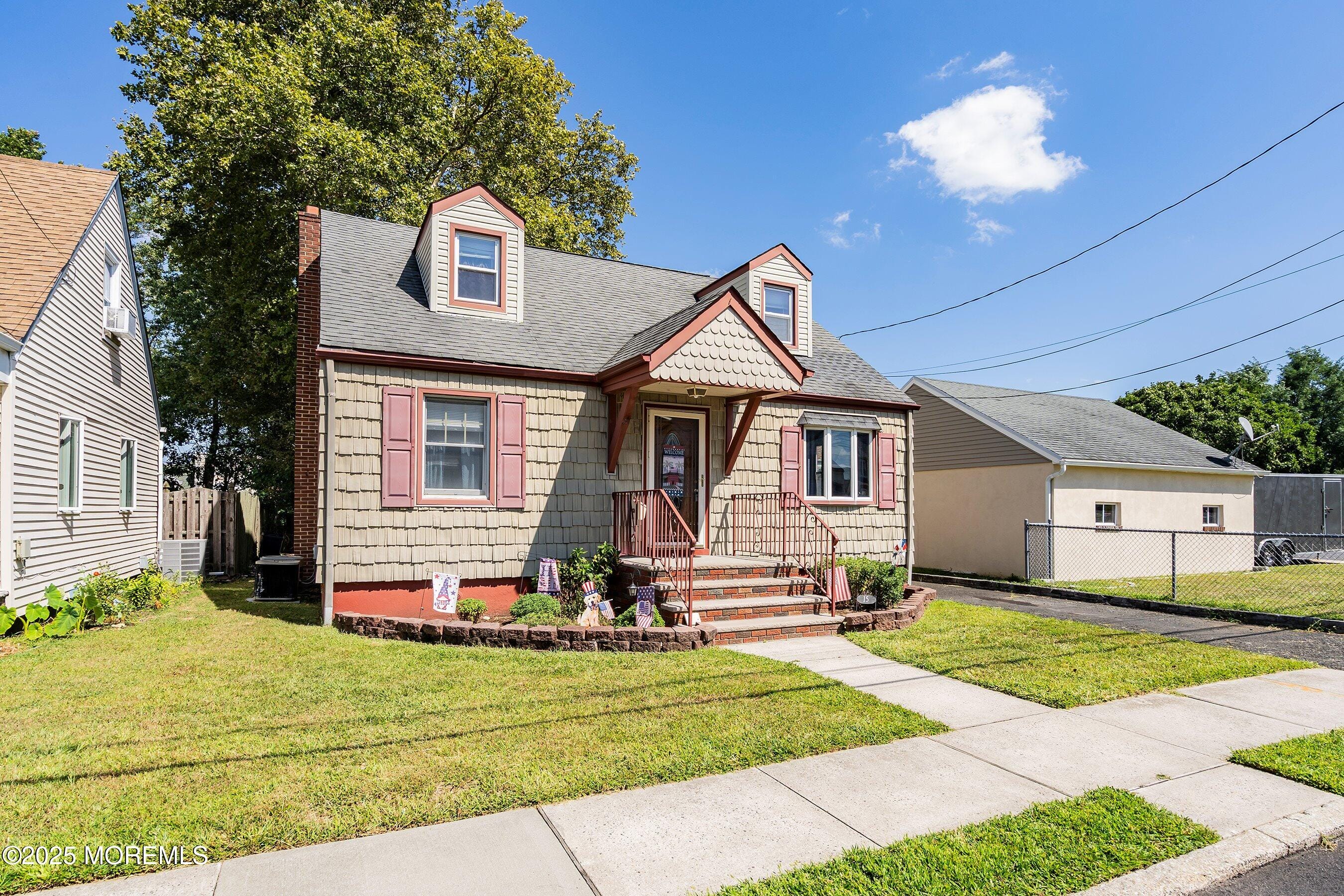 15 Bertram Avenue Image 3