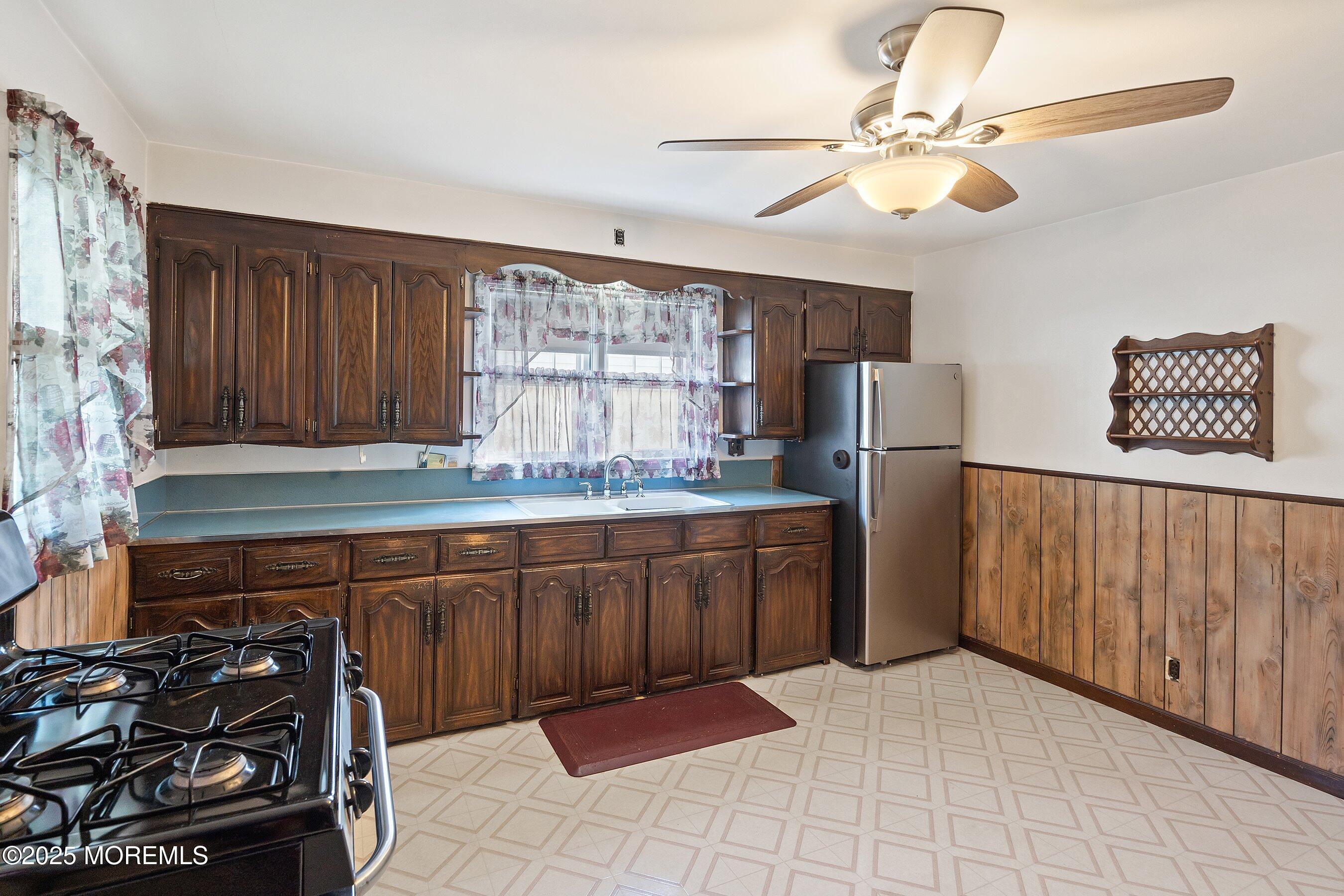 15 Bertram Avenue, South Amboy, NJ, 08879 image 10