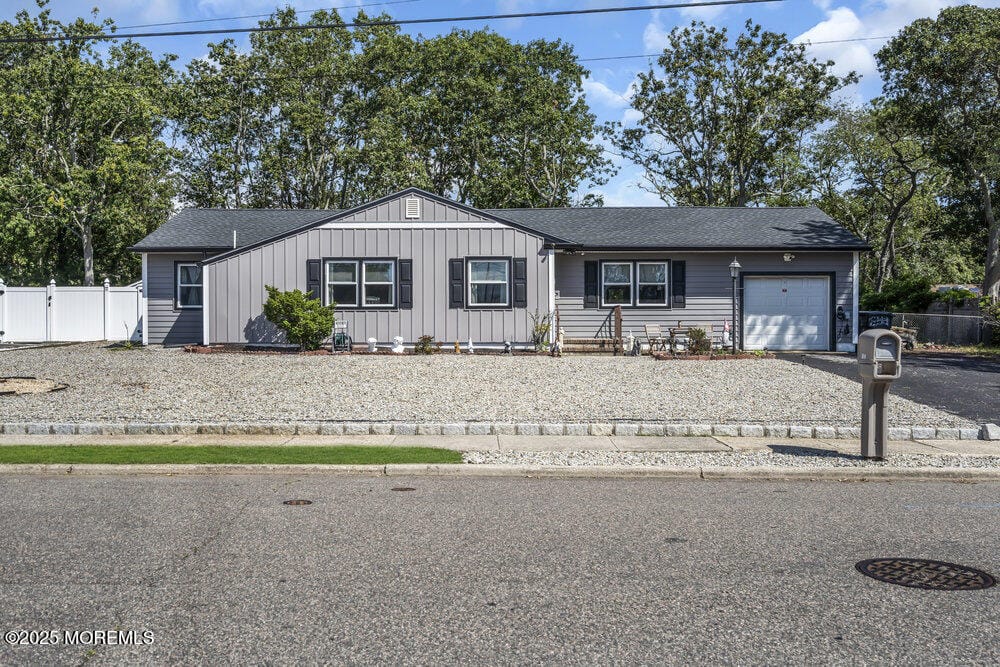 1122 Audubon Drive Image 3