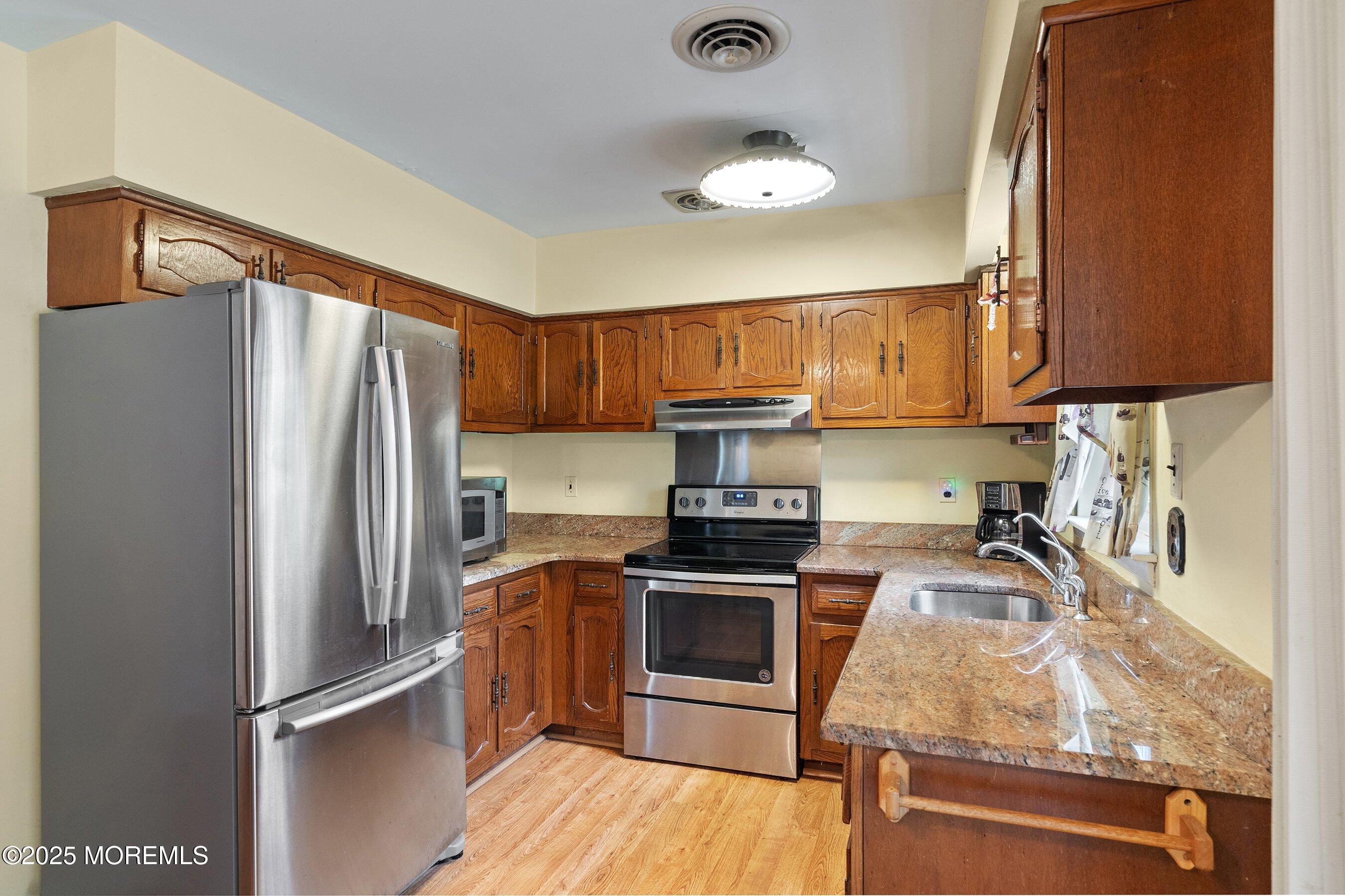 16 A Monticello Drive Image 5