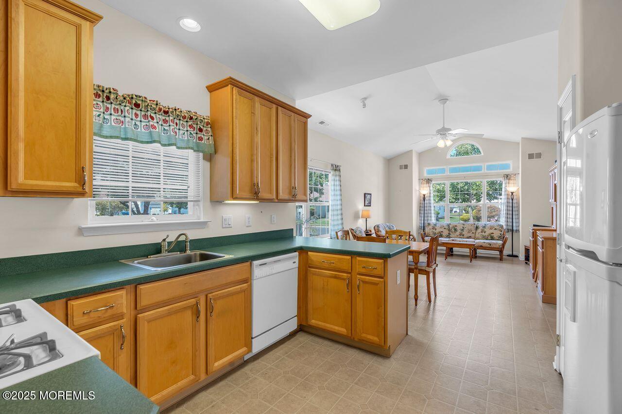 12 Medici Drive, Franklin Twp, NJ, 08873 image 20