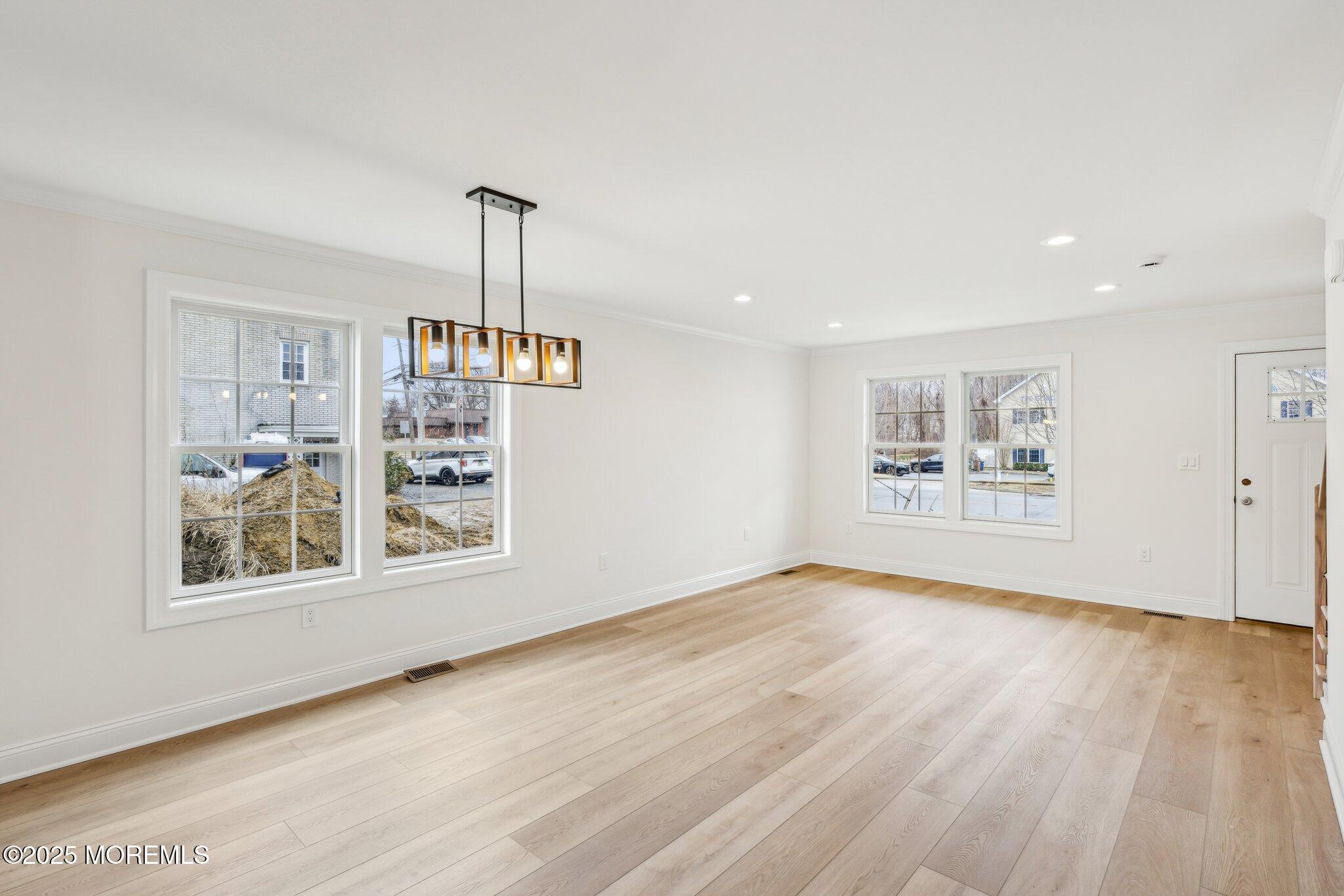 559 Holmdel Road Image 4