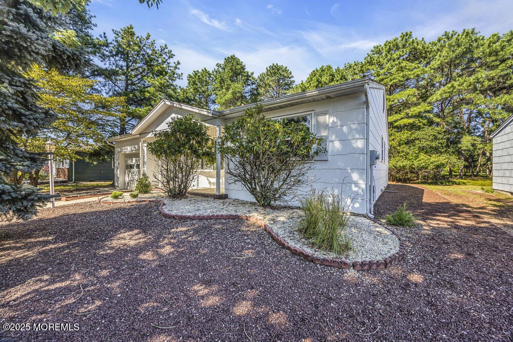 105 Castleton Drive Image 2