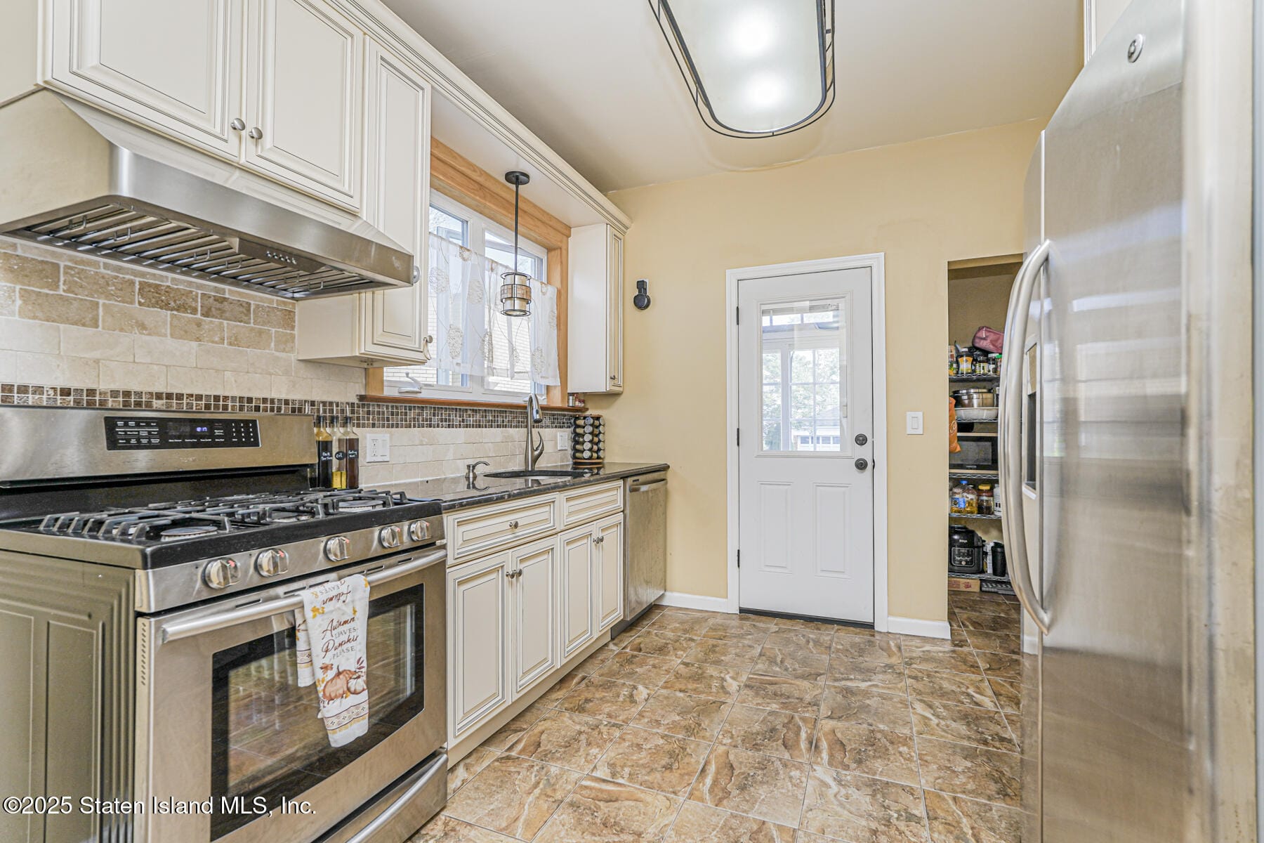 77 Todt Hill Road, Staten Island, NY, 10314 image 16