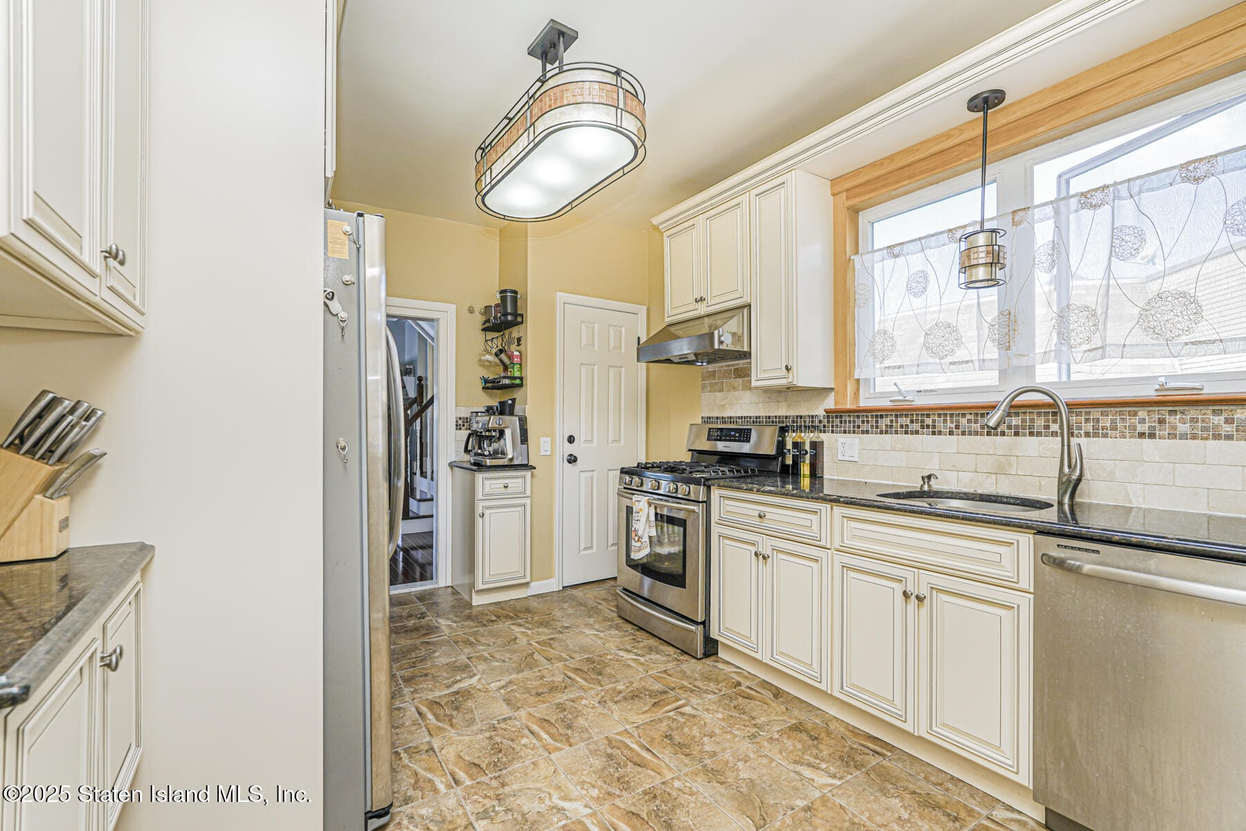 77 Todt Hill Road, Staten Island, NY, 10314 image 18