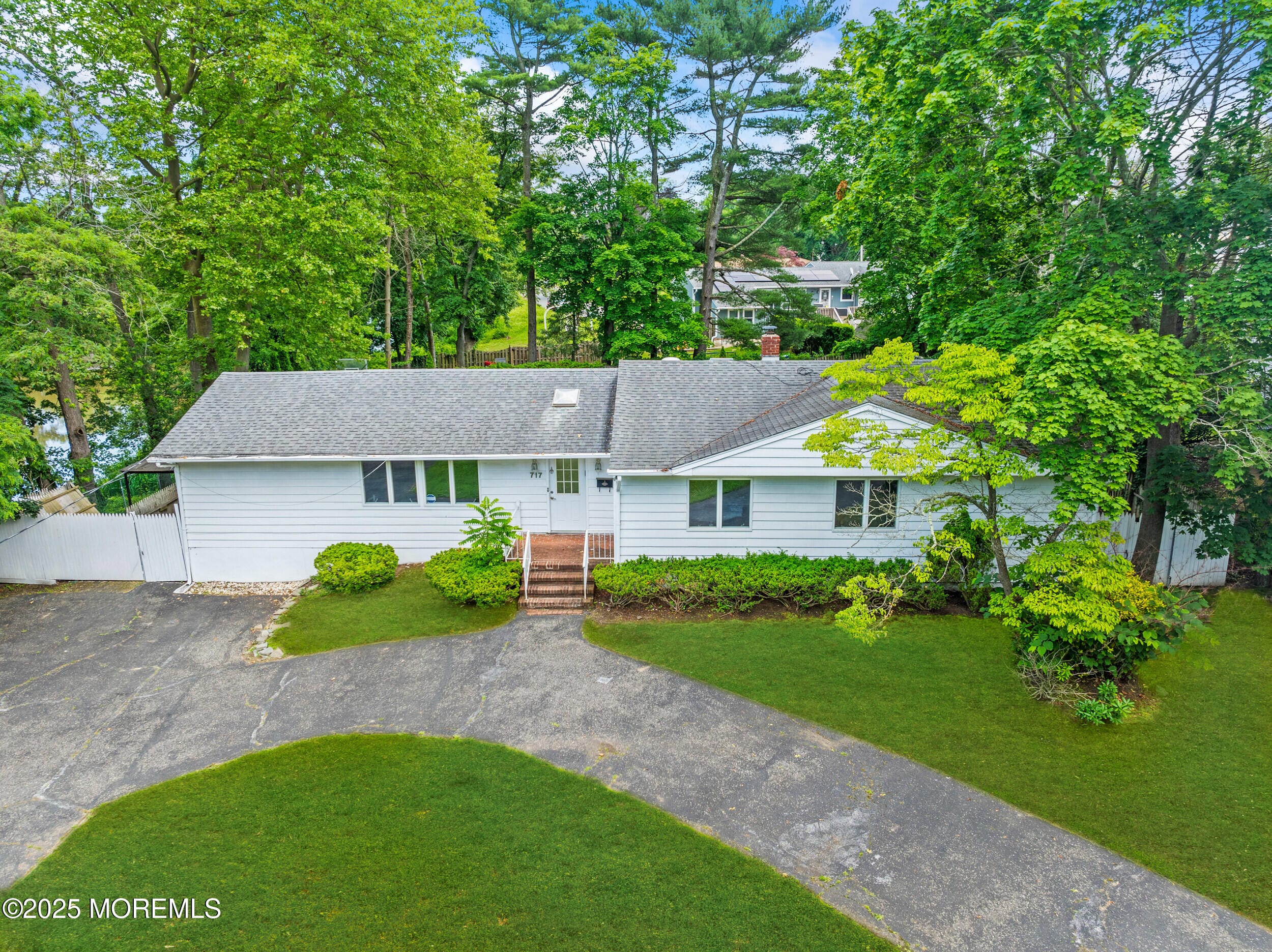 717 Norwood Avenue Image 2