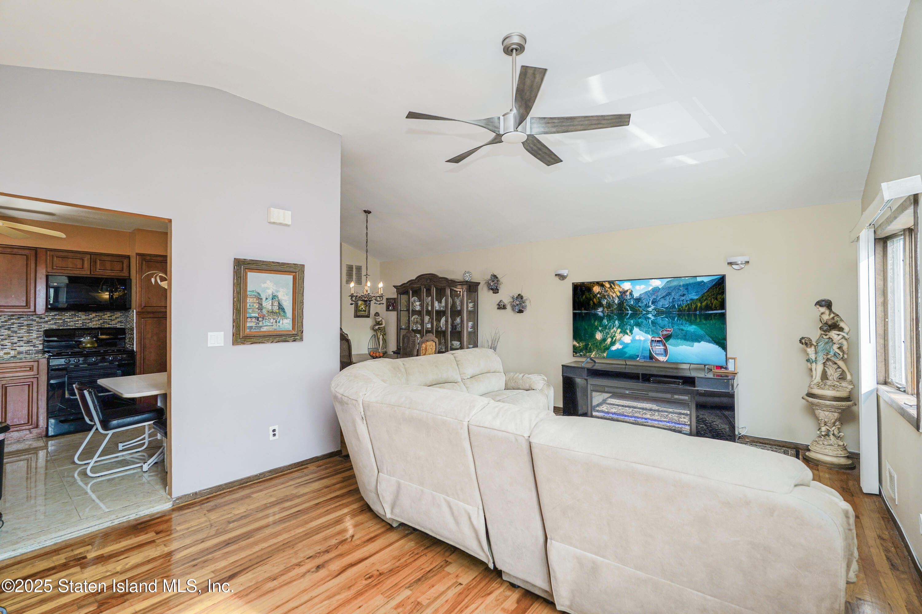 379 Brookfield Avenue, Staten Island, NY, 10308 image 7