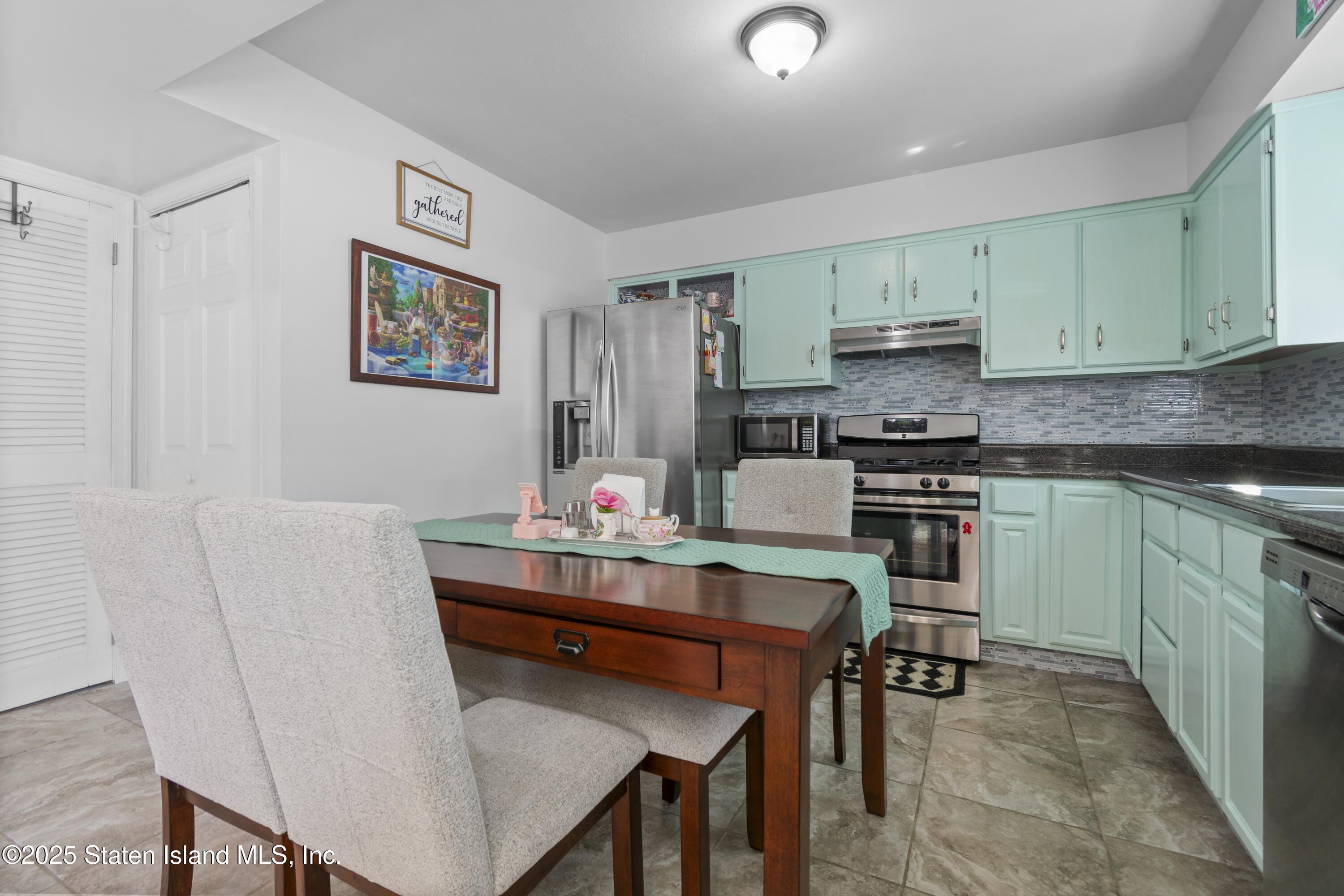 17 Bradley Court A, Staten Island, NY, 10314 image 9